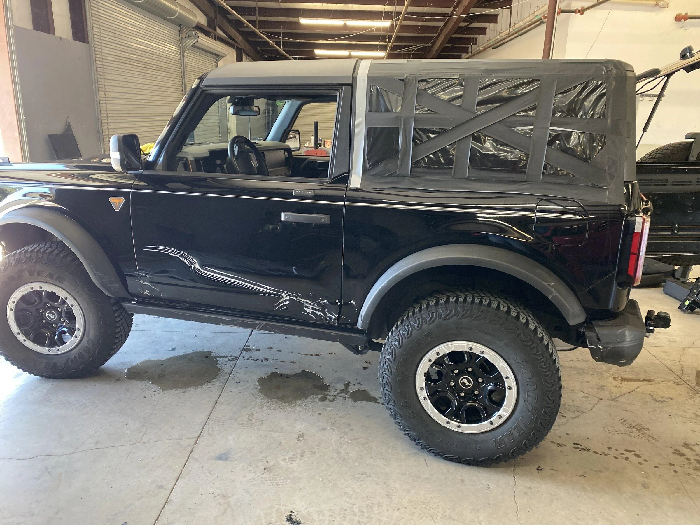 Ford Bronco Oh Sh!$  2 Door Bronco with custom glass hardtop rolls over on trail 8C1D8238-79AB-45CB-8F96-7BBA96802ABB