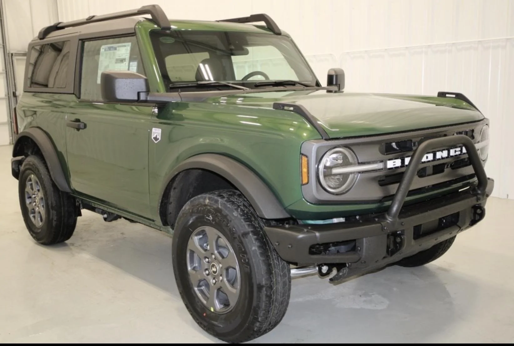 Ford Bronco ERUPTION GREEN Bronco Club Image 1-6-22 at 7.49 AM