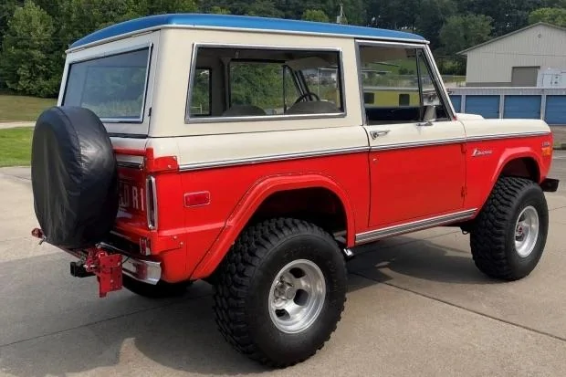 Ford Bronco Bill Stroppe BAJA BRONCO Tribute Build 6A83D52D-2CC4-473E-B236-4474E98354BC