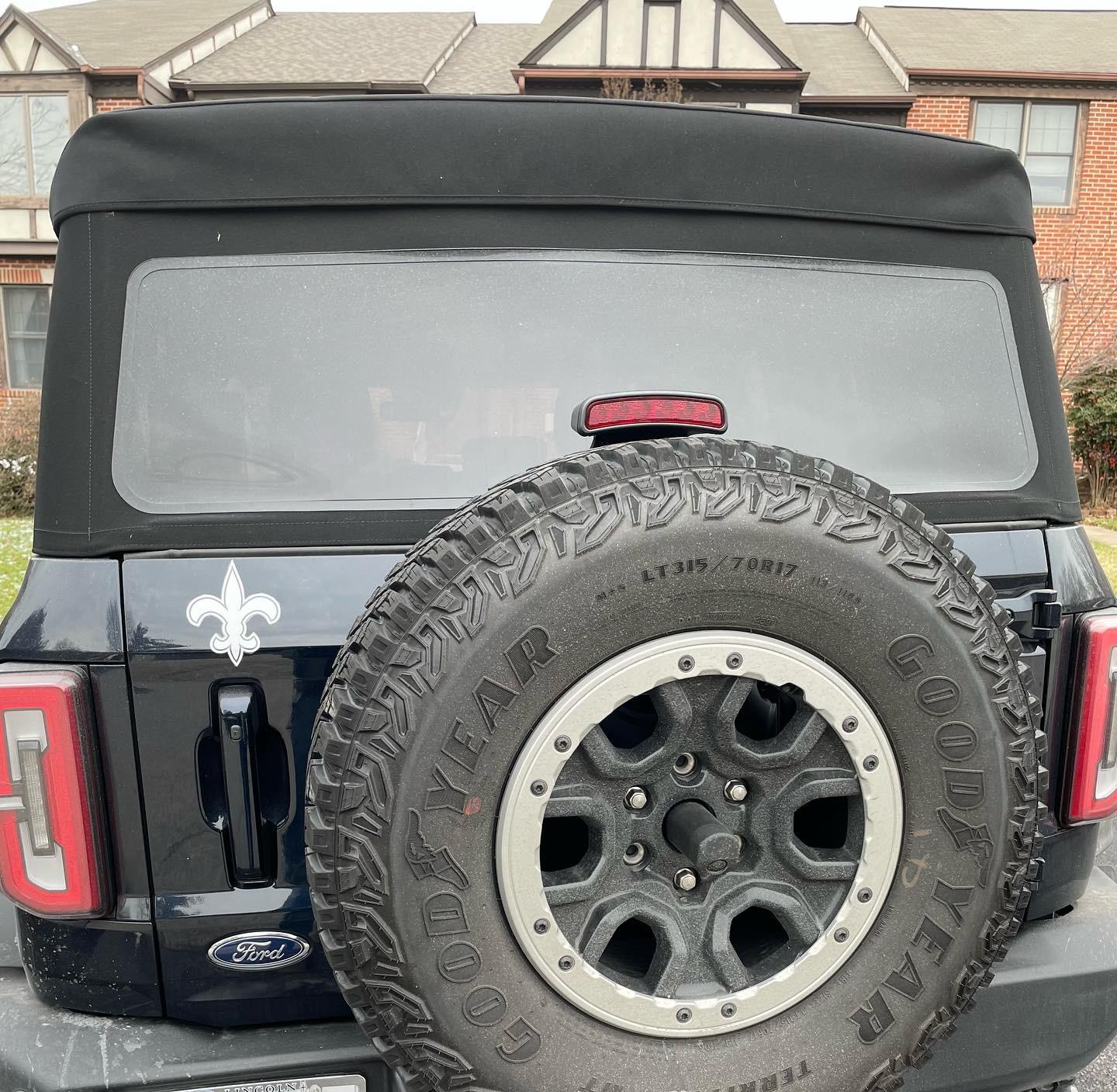 Ford Bronco ANTIMATTER BLUE Bronco Club 12AE9C7B-7A3A-4E89-93D6-D35F6ACA6221