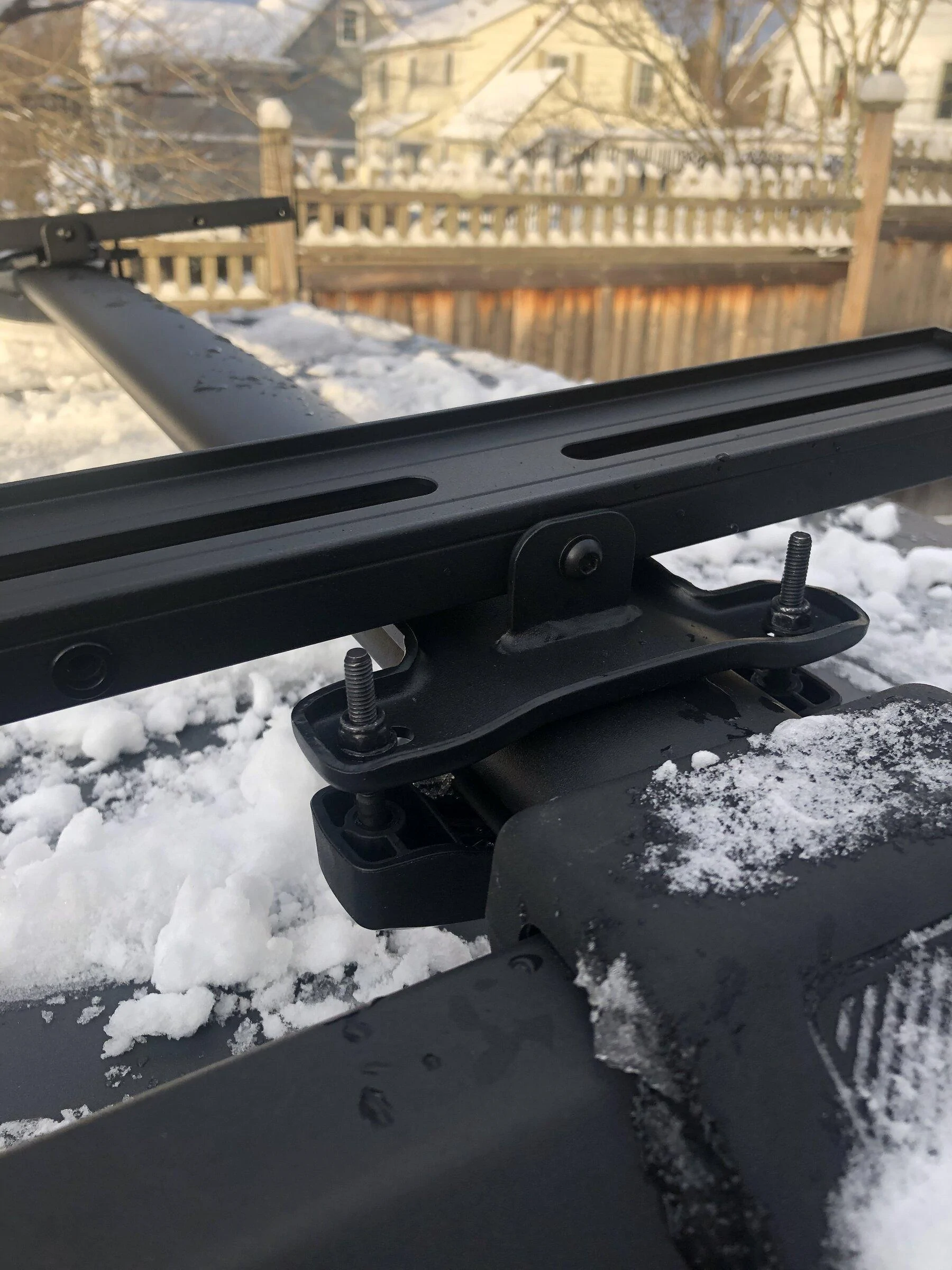 Ford Bronco Yakima Roof Platform B81FD612-E492-4C43-8951-ECB5BAC167DD