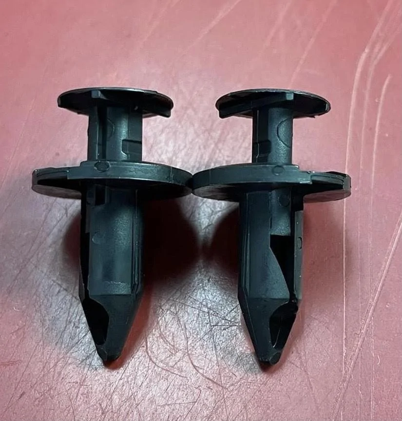Ford Bronco Beauty Ring Bolts - Part Number? IMG_4758