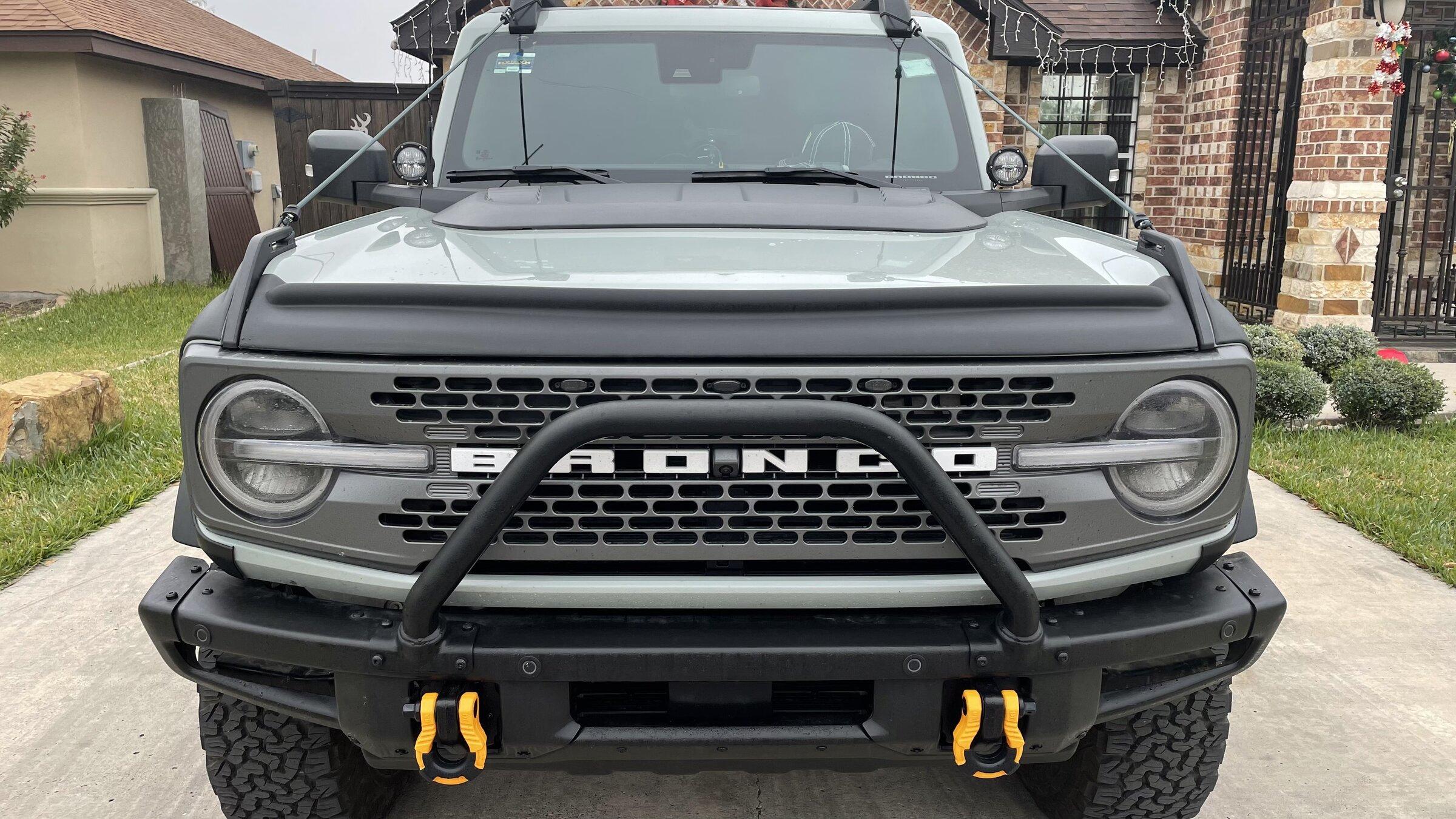 Ford Bronco CACTUS GRAY Bronco Club 069FC719-8352-472A-996D-E74F7829747A