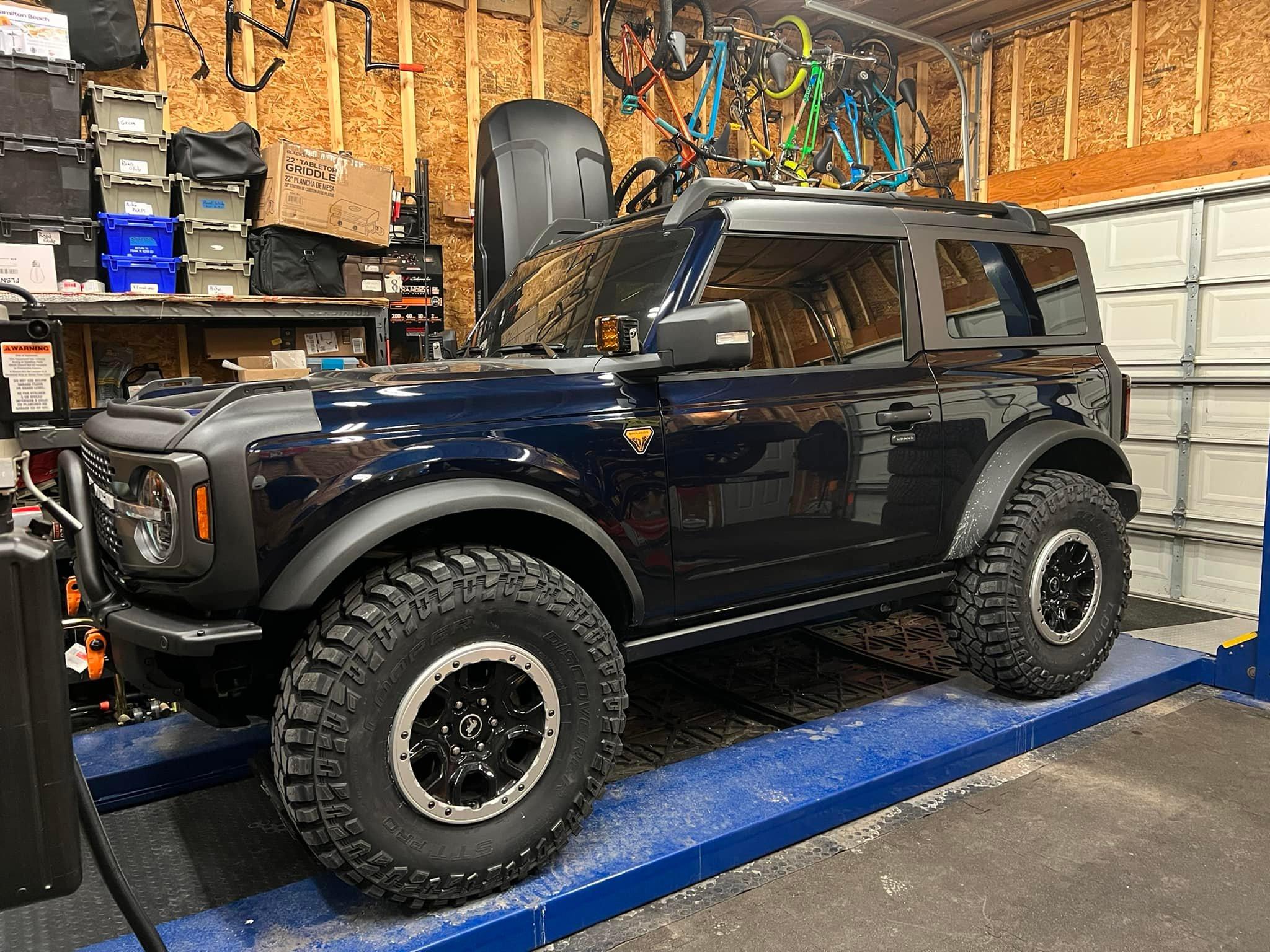 Ford Bronco ANTIMATTER BLUE Bronco Club 271556789_4846673325371457_2661288790224569007_n