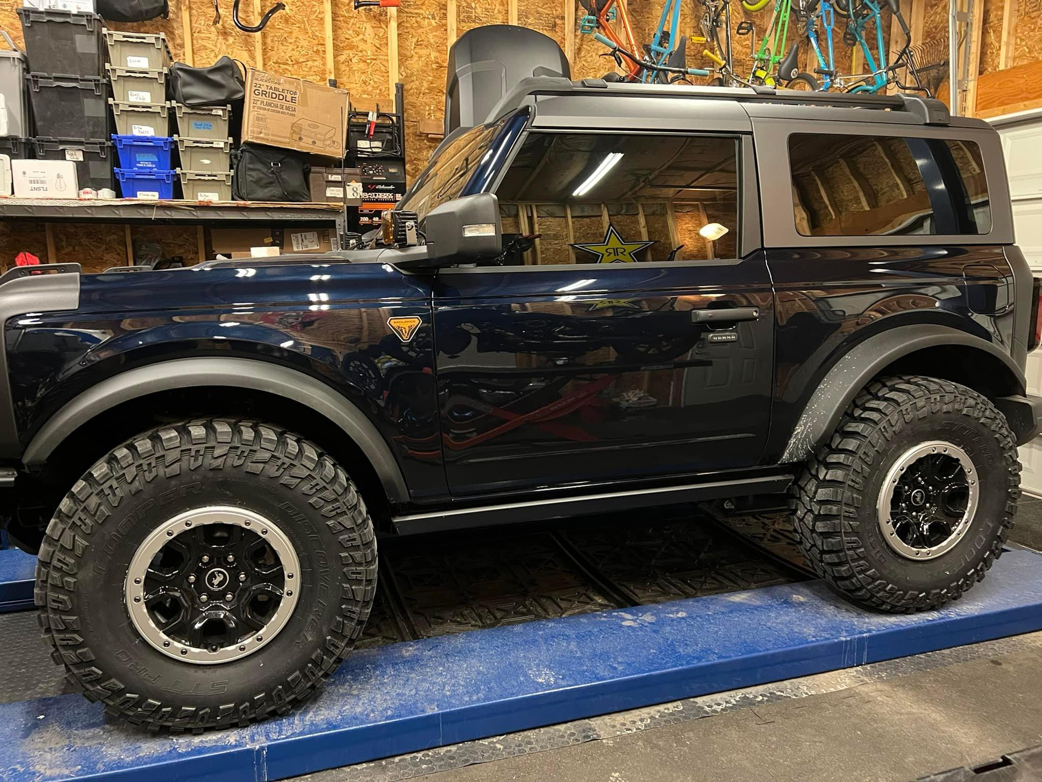 Ford Bronco ANTIMATTER BLUE Bronco Club 271543867_4846673338704789_4448116427200773504_n