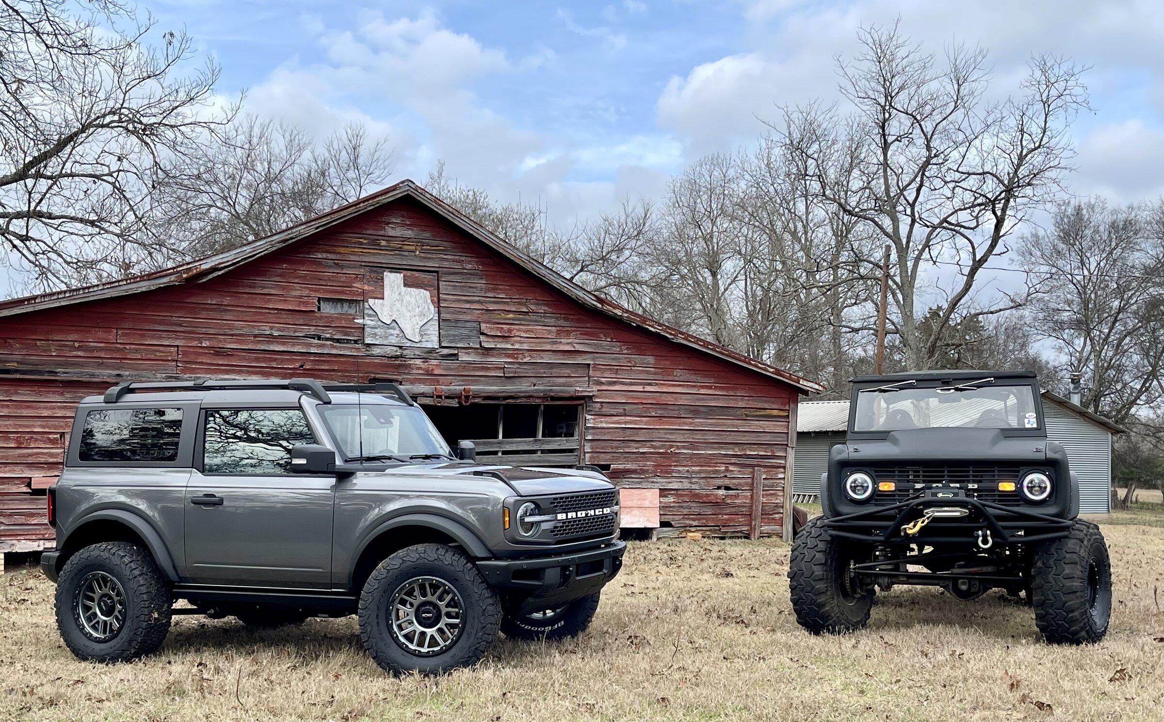 Ford Bronco Here’s to 55 Years!! A0915000-A3AA-4005-AE5B-BF1A09A10FD4