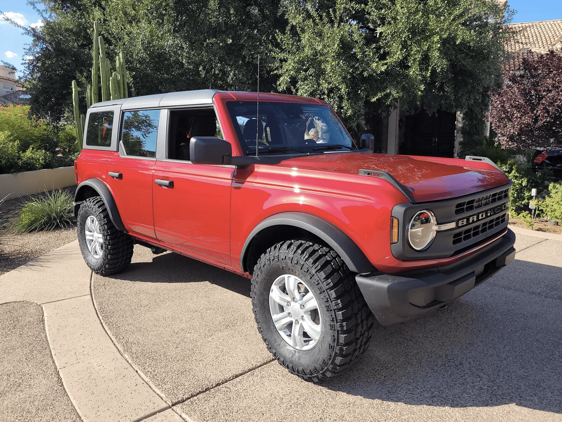 Ford Bronco Tires 1641774382144