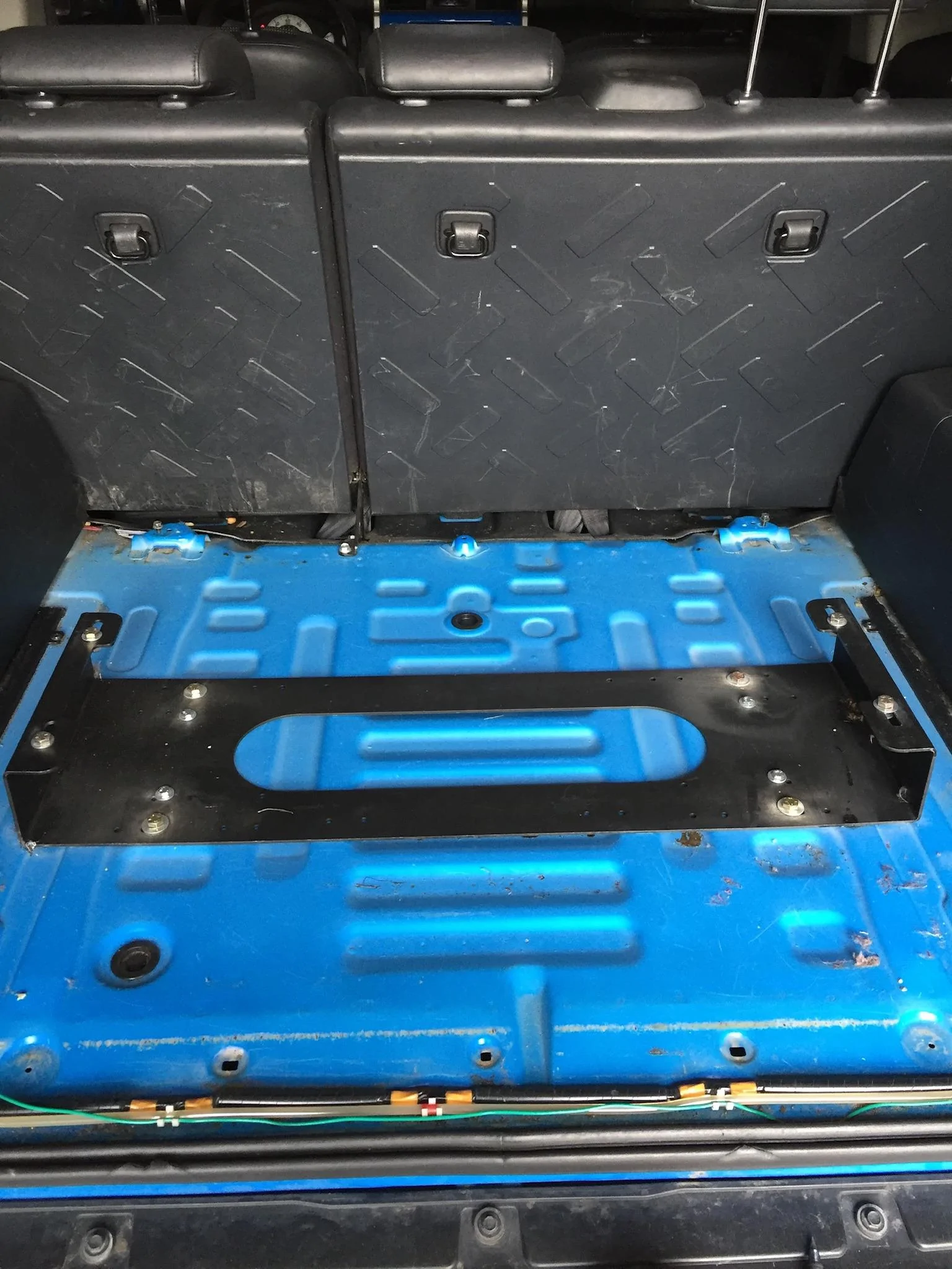 Ford Bronco Anyone install Jump Seat in cargo area? E97CF5BF-564B-4D71-A79C-F791374FE041
