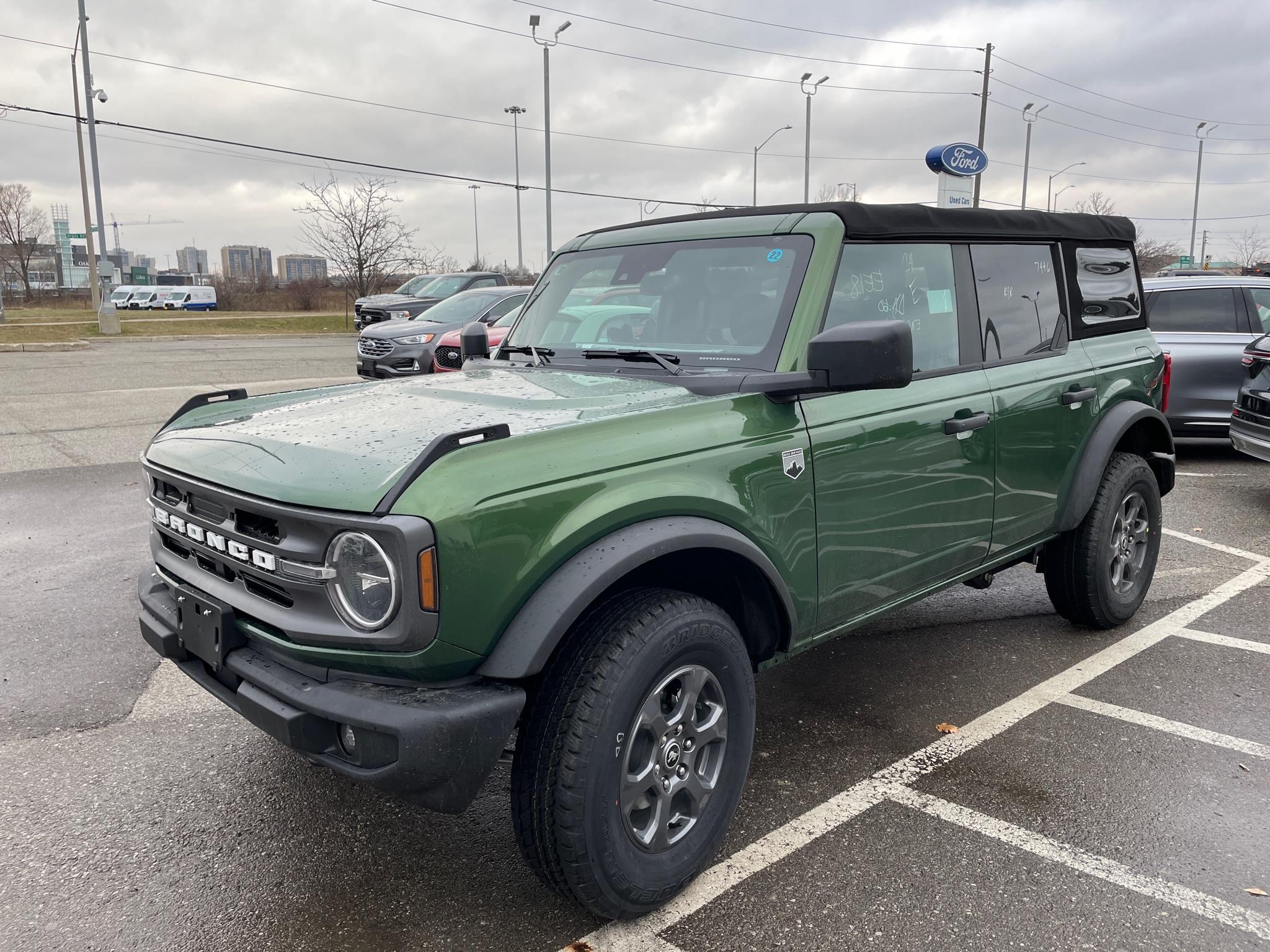 Ford Bronco ERUPTION GREEN Bronco Club D520CC1F-1591-407C-ABE2-682A9A421E5A