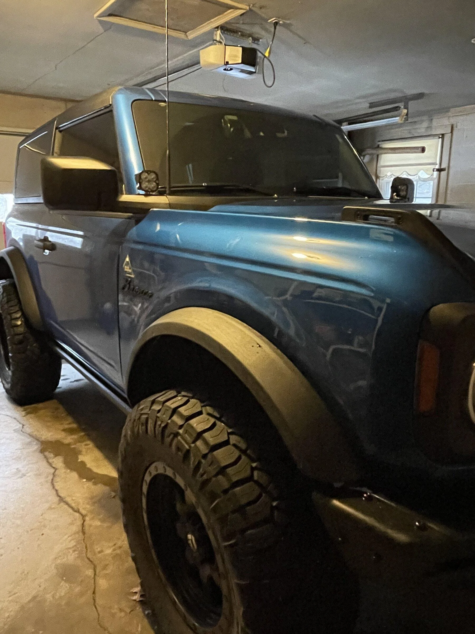 Ford Bronco '21 ManSquatch / SelfSquatch Black Diamond Build IMG-3289
