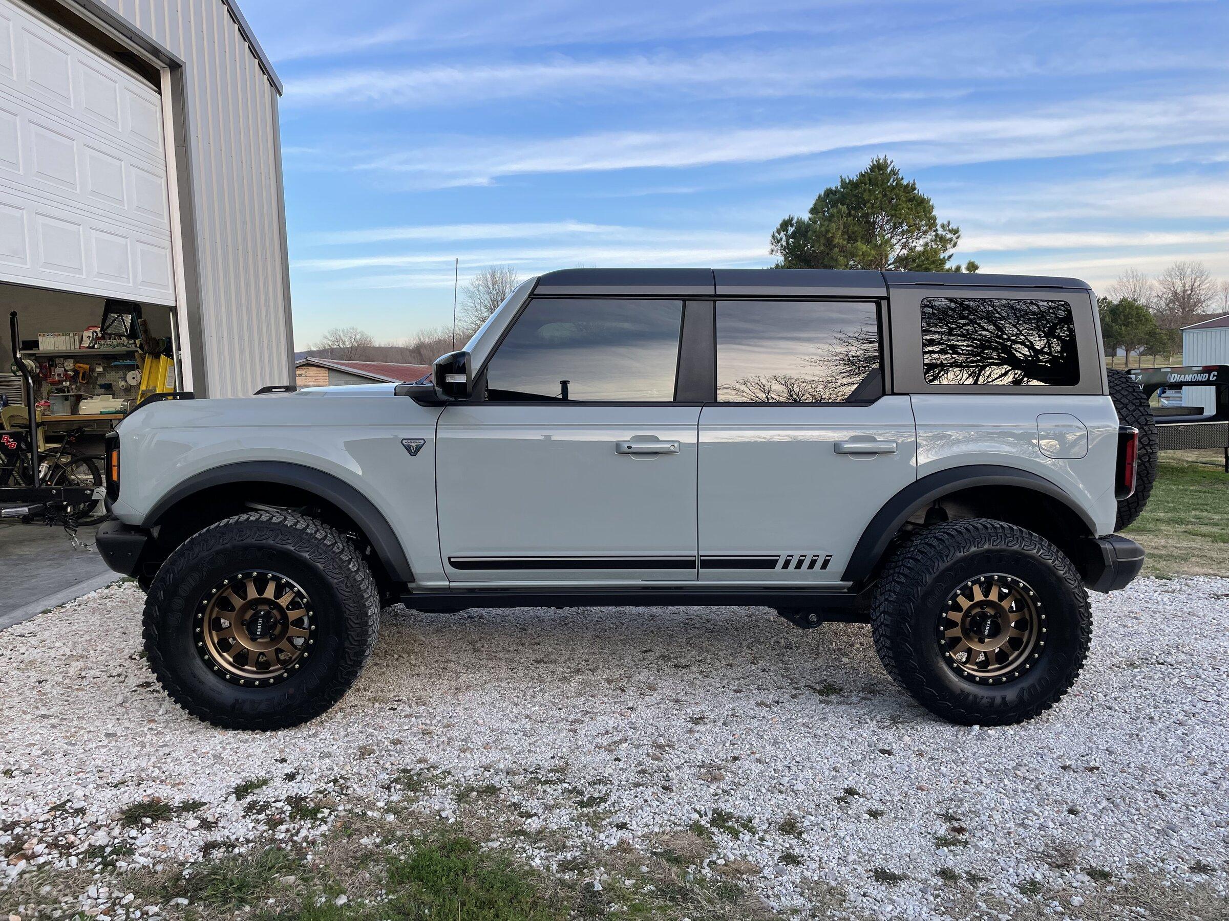 Ford Bronco Tire Options Research 50489194-78C1-4F2B-B55F-D265E90079E0