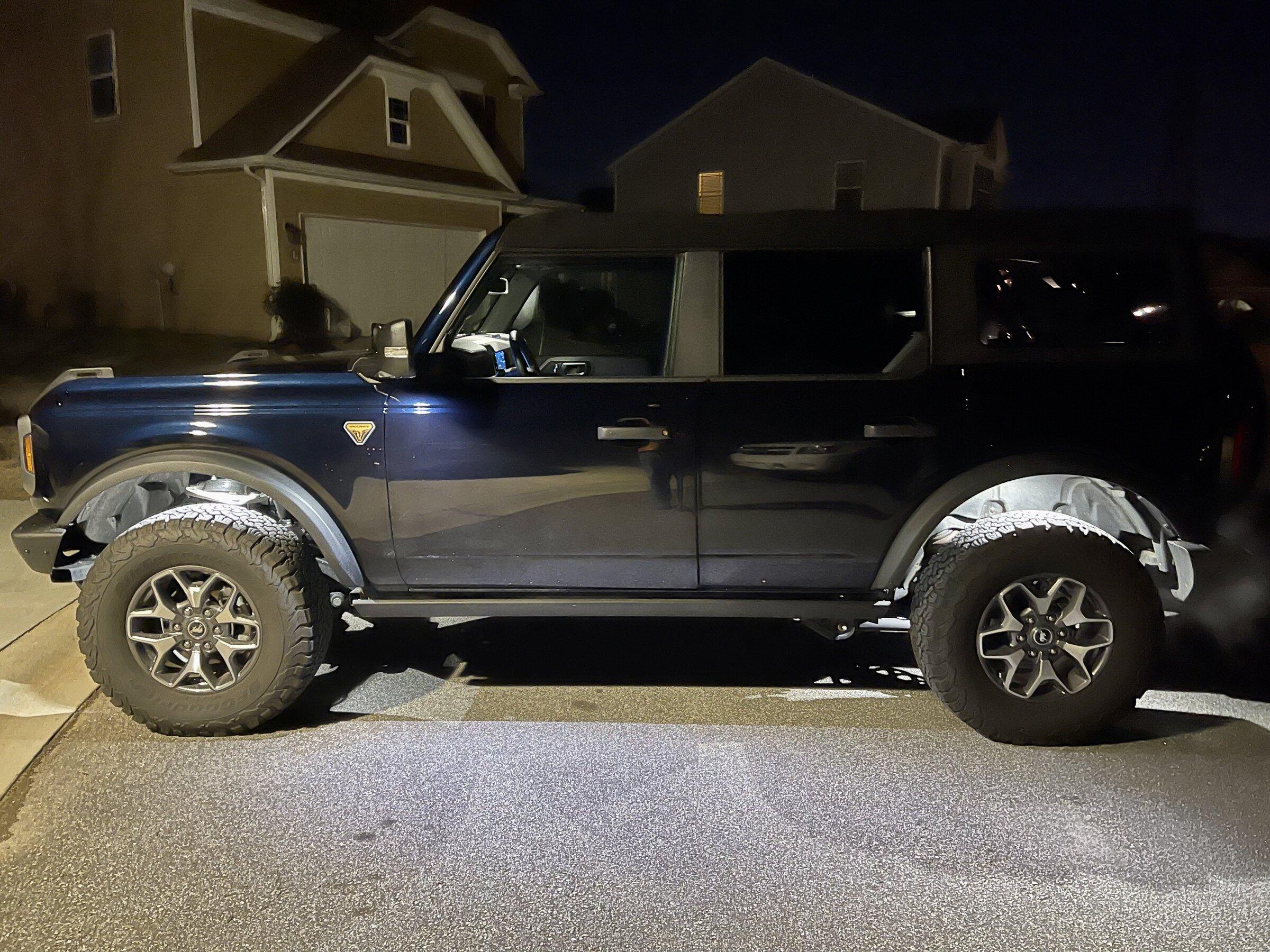Ford Bronco RIGID ROCK LIGHTS F4ED2F74-5404-43DF-AB79-8339CE056DF6