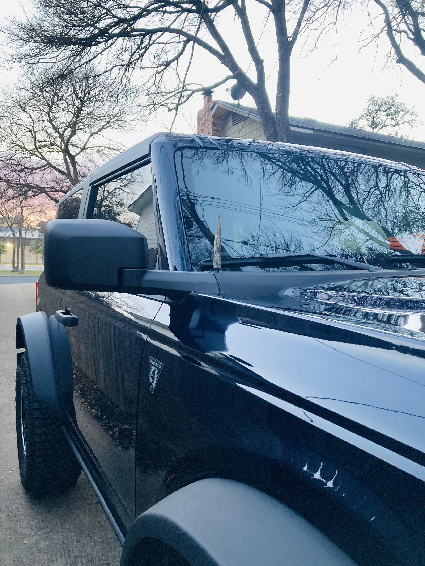 Ford Bronco What's everyone doing with their antenna? 1BFFD7E3-C625-4325-A389-5227337CD805