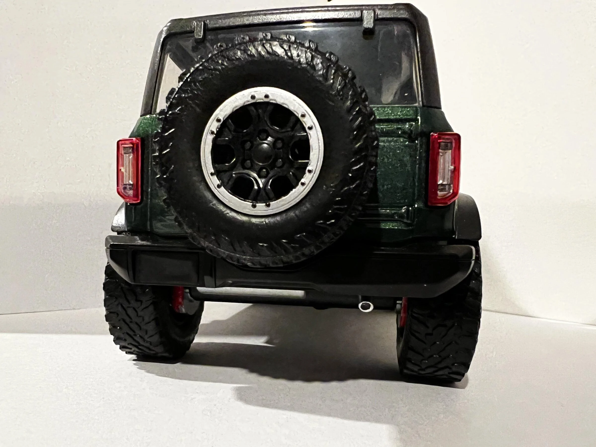 Ford Bronco ERUPTION GREEN Bronco Club 1641944837001