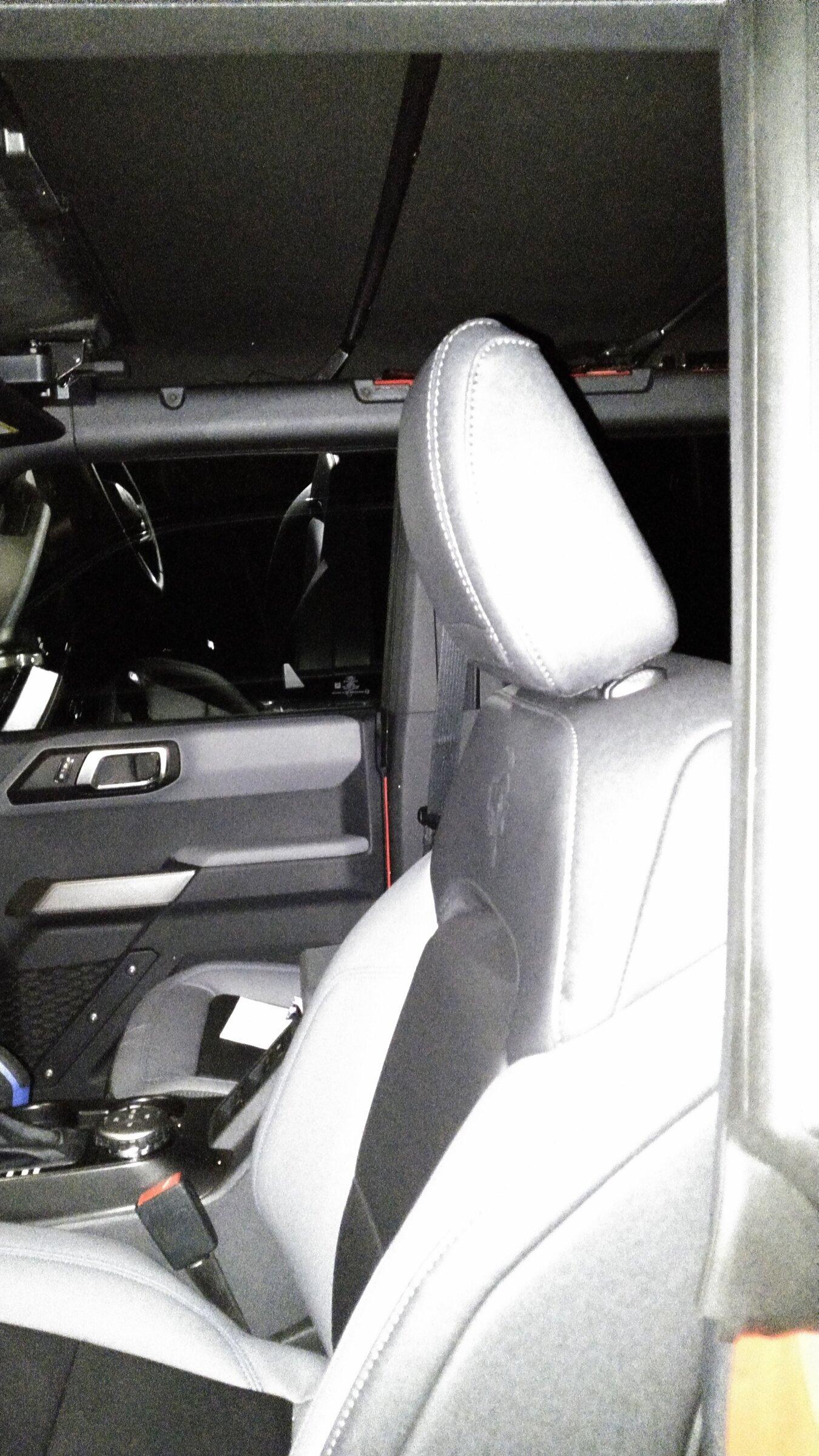 Ford Bronco Bronco's unexpected quirks. What'cha got!? KIMG0043.JPG