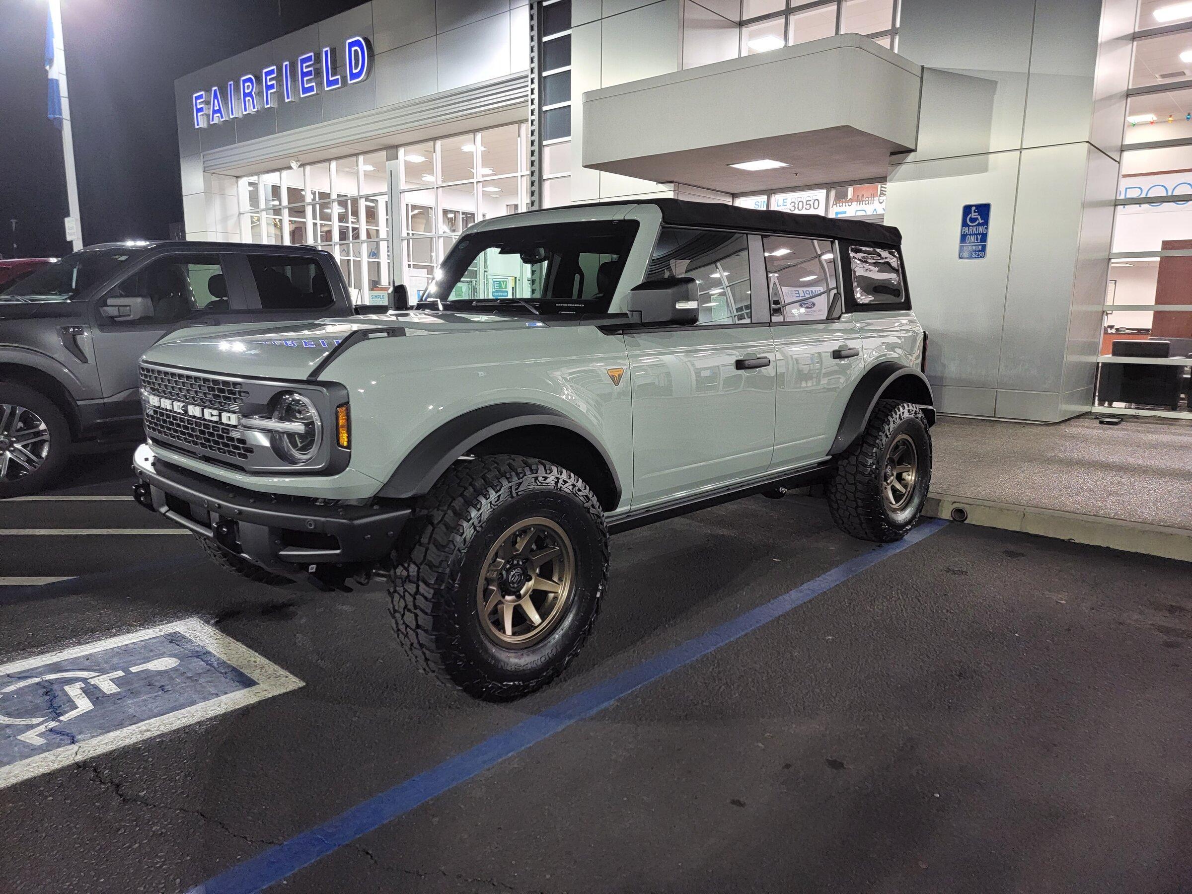 Ford Bronco Bronco Rookie (Bronciana) Build: XPEL Stealth Cactus Gray 20211210_202518