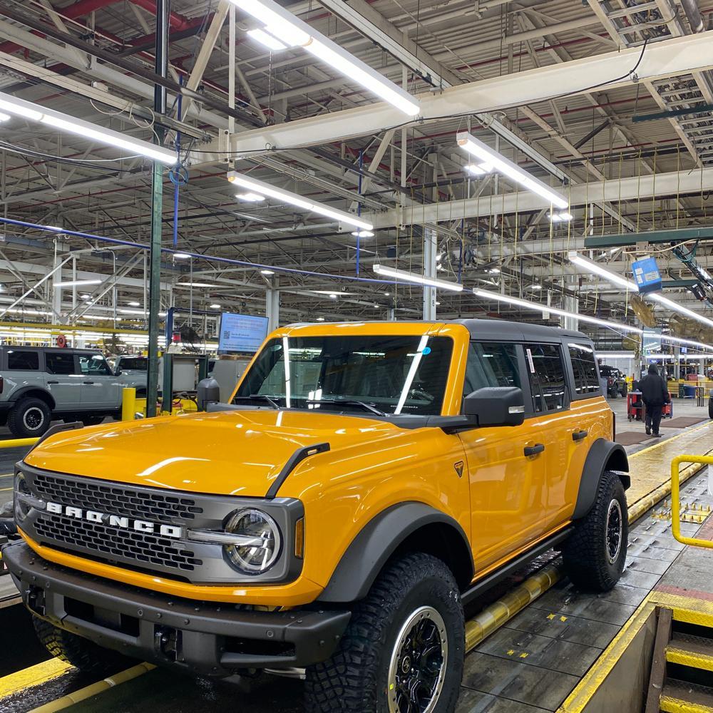 Ford Bronco 🛠 1/3/22 Build Week Group image (1)