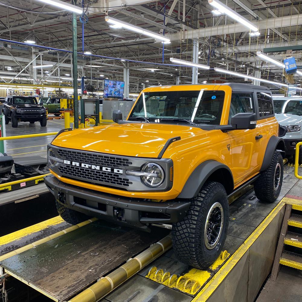 Ford Bronco 🛠 12/20/21 Build Week Group image (1)