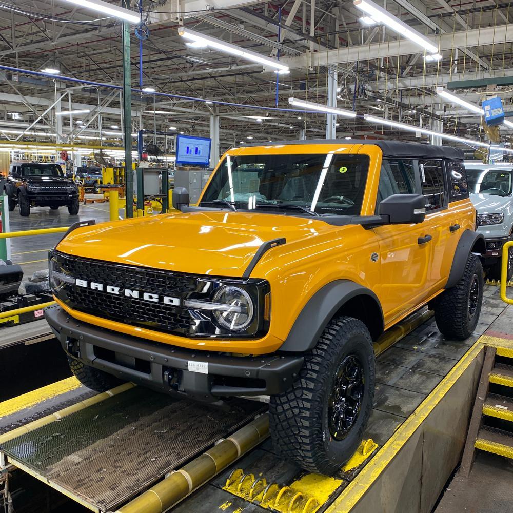 Ford Bronco 🛠 12/20/21 Build Week Group Bronco