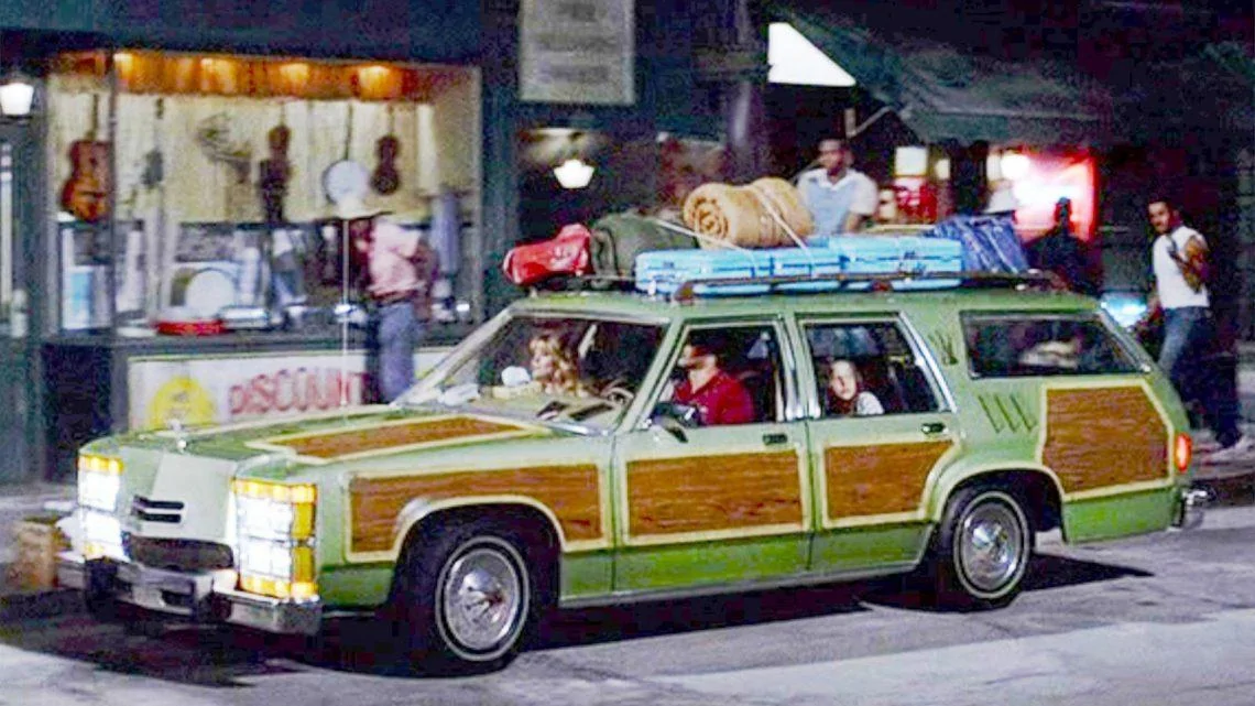 Ford Bronco Bronco Woodie Vacation_039Pyxurz-1140x641