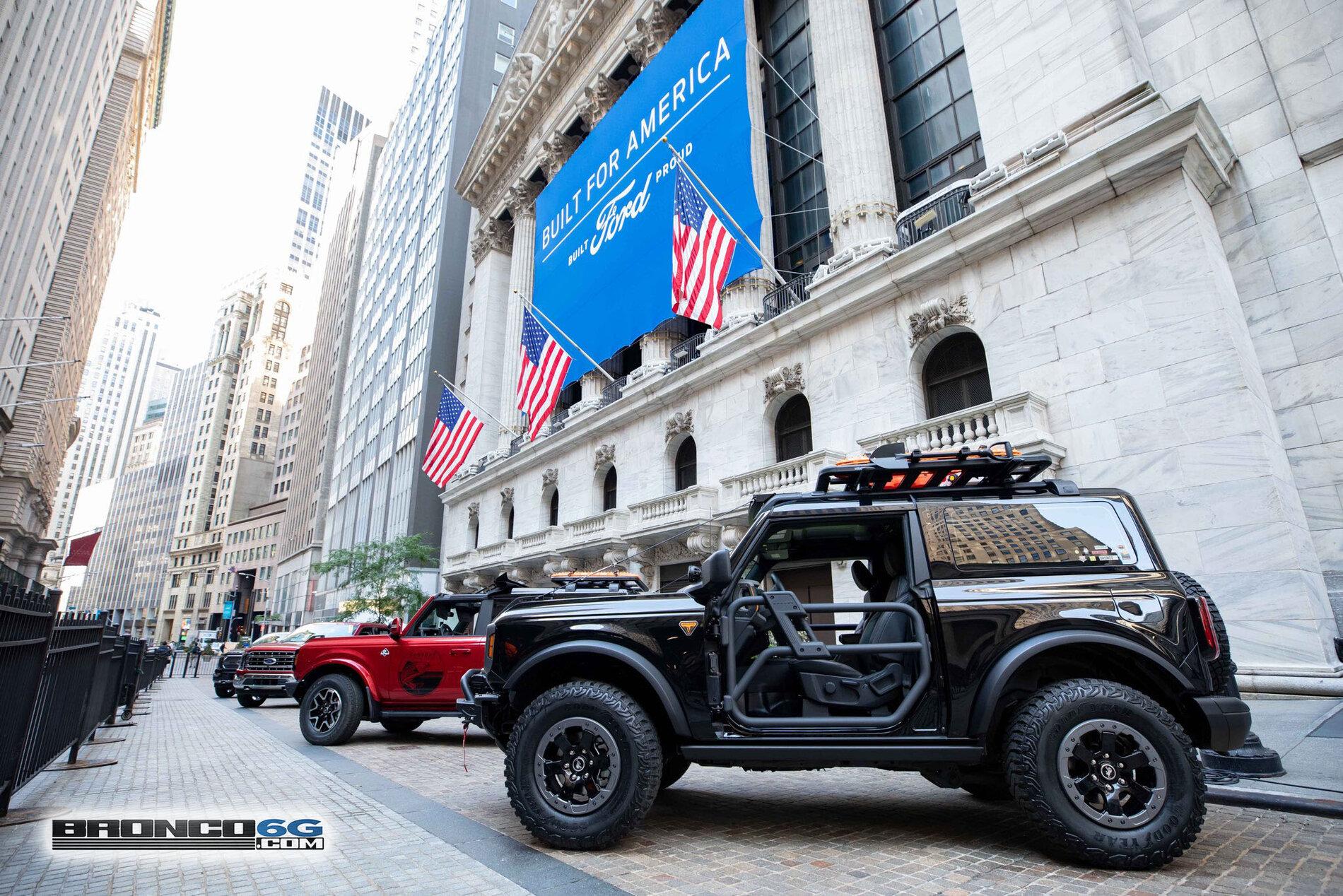 Ford Bronco 2021 Ford Bronco Makes NYC Debut at NYSE (Aug 17) - Pics, Video, Q&A 2021-ford-bronco-nyc-nyse-