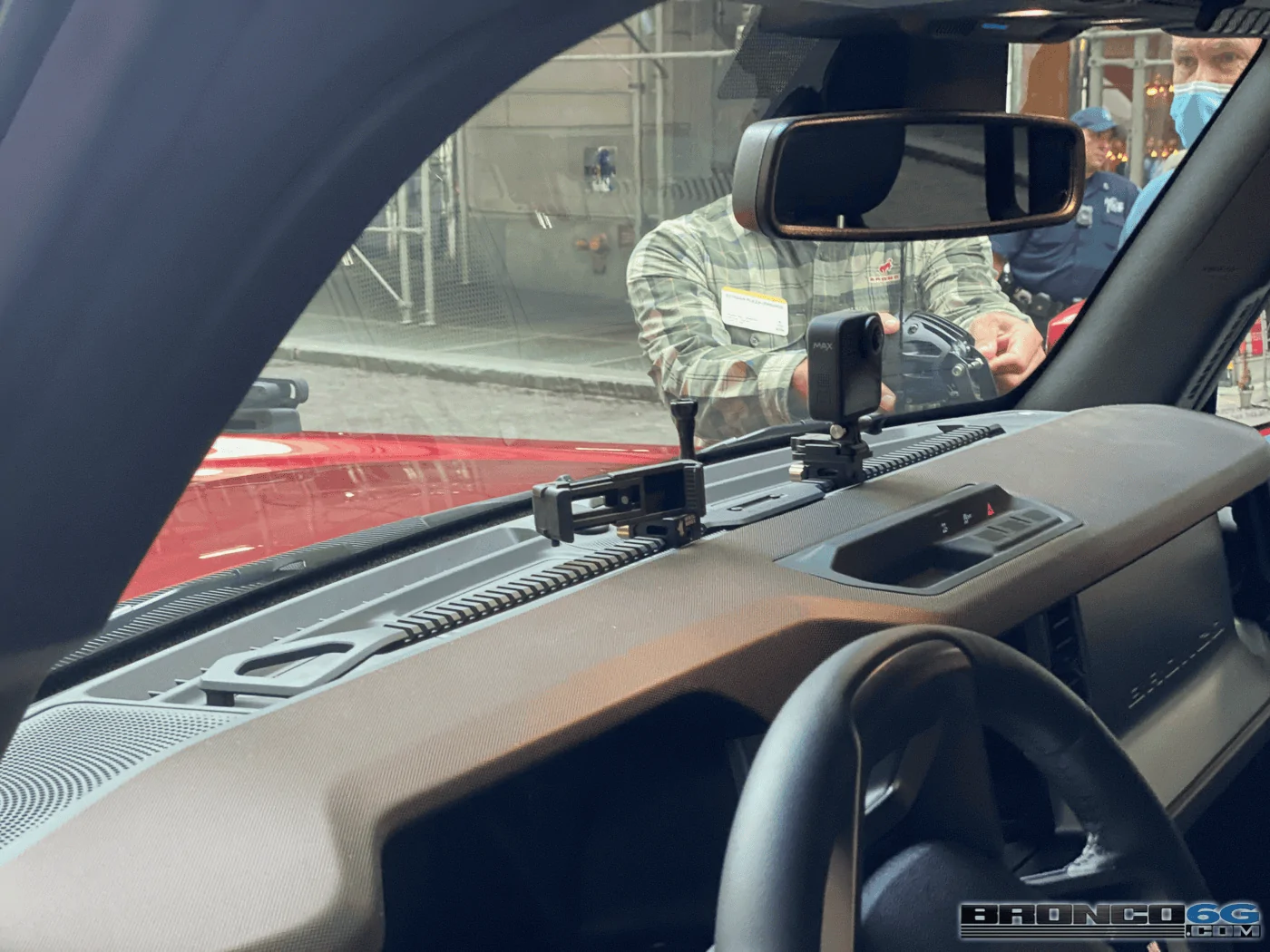 Ford Bronco 2021 Ford Bronco Makes NYC Debut at NYSE (Aug 17) - Pics, Video, Q&A 1597678179093