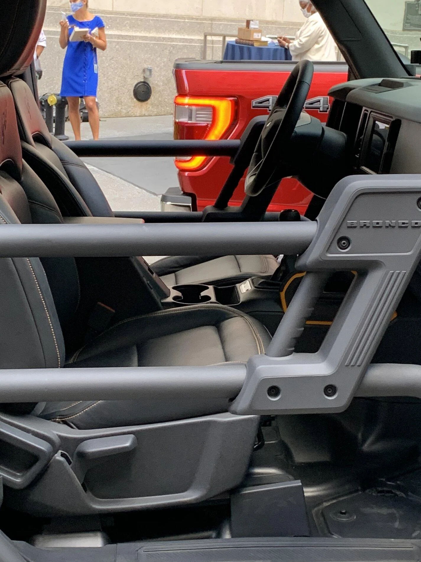 Ford Bronco 2021 Ford Bronco Makes NYC Debut at NYSE (Aug 17) - Pics, Video, Q&A 1734FF01-57F8-42E8-B52D-EB29E9CB19D7