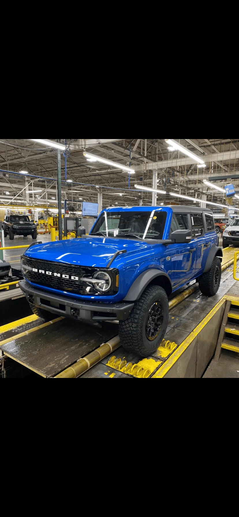 Ford Bronco 🛠 12/20/21 Build Week Group F4D2E7C0-A6E3-4FA1-9A3D-AB4F8FD9099F