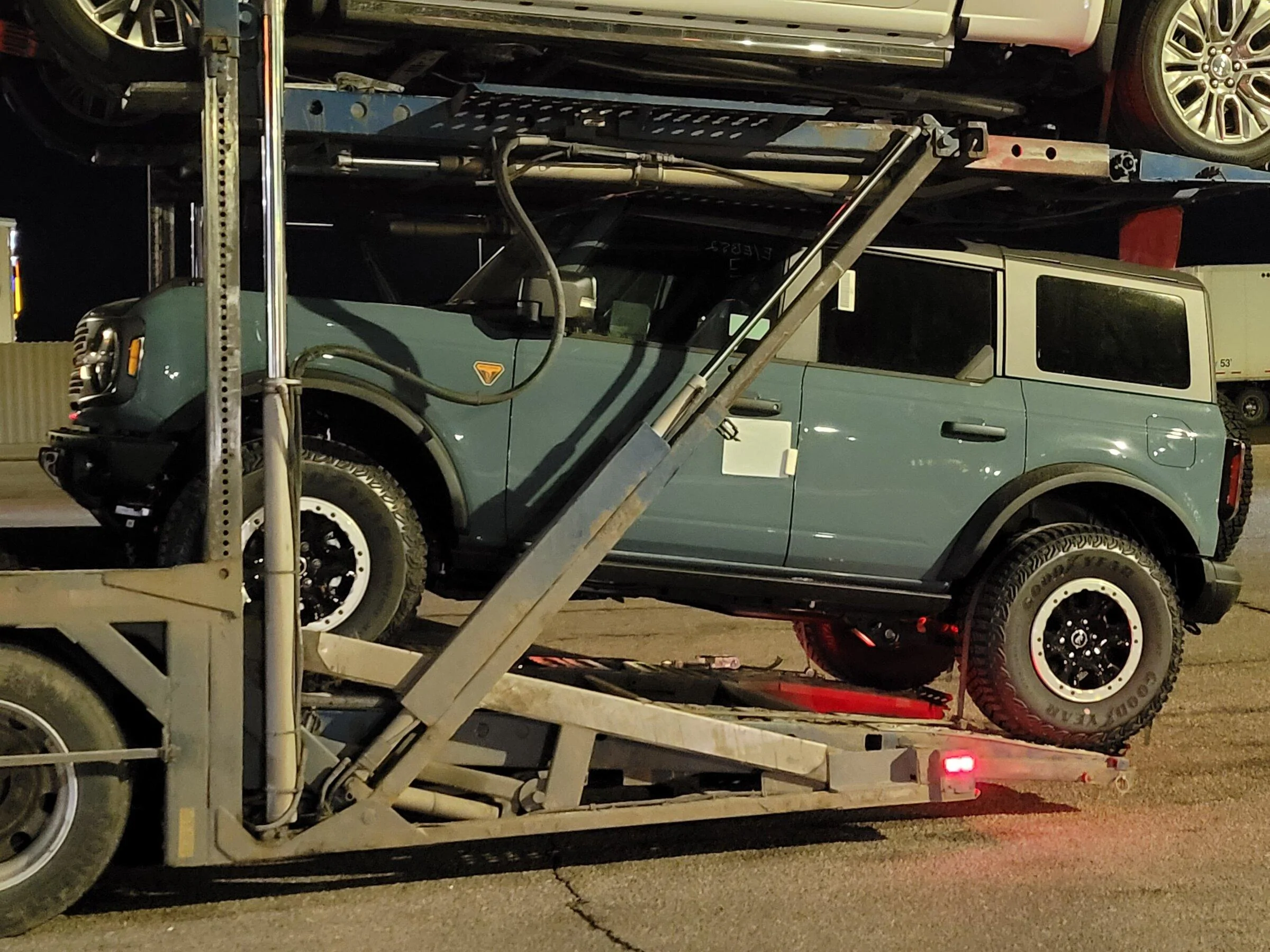 Ford Bronco 🛠 1/3/22 Build Week Group 20220112_202727