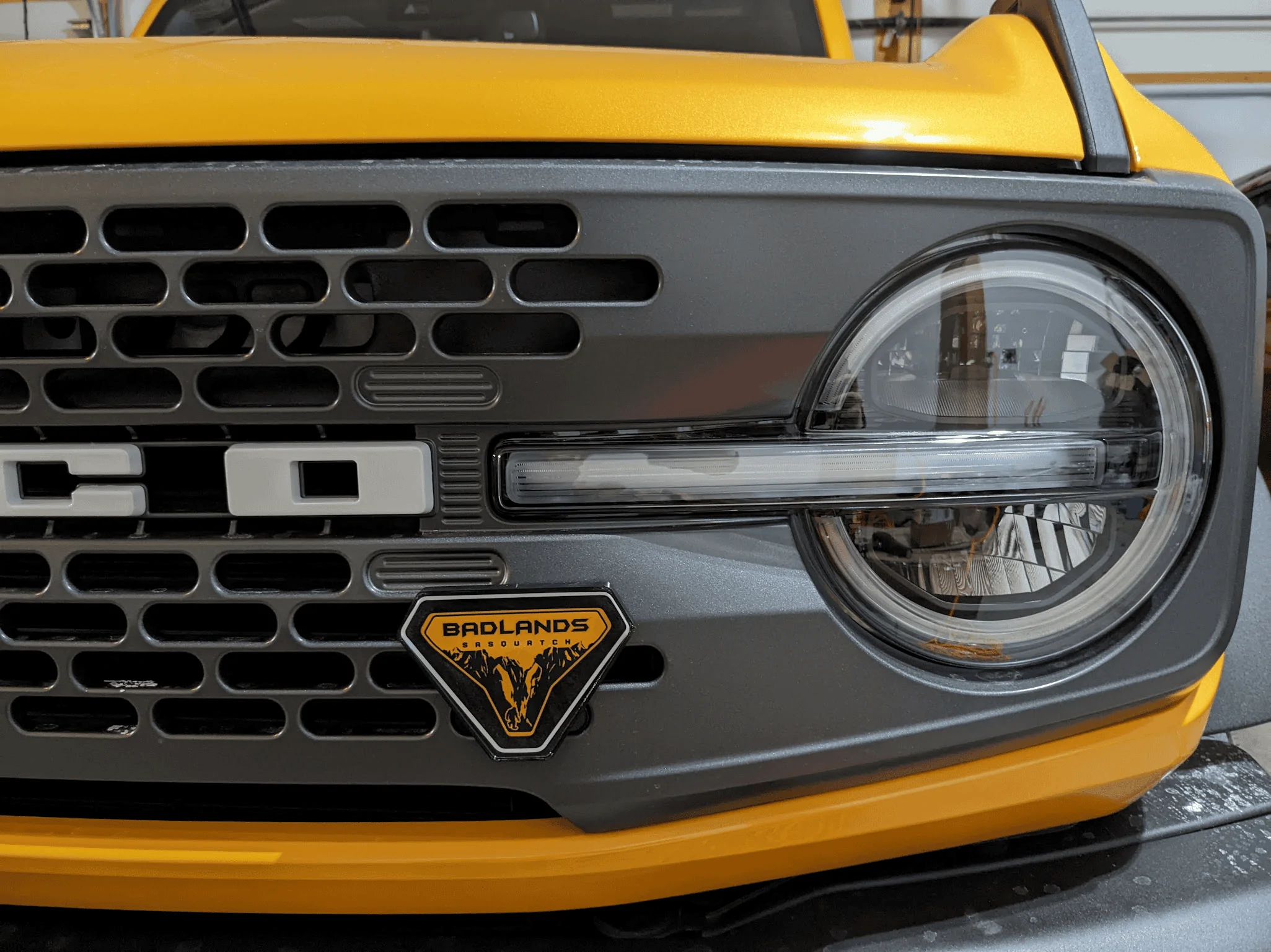Ford Bronco ManSquatch arrived! 1642077324641