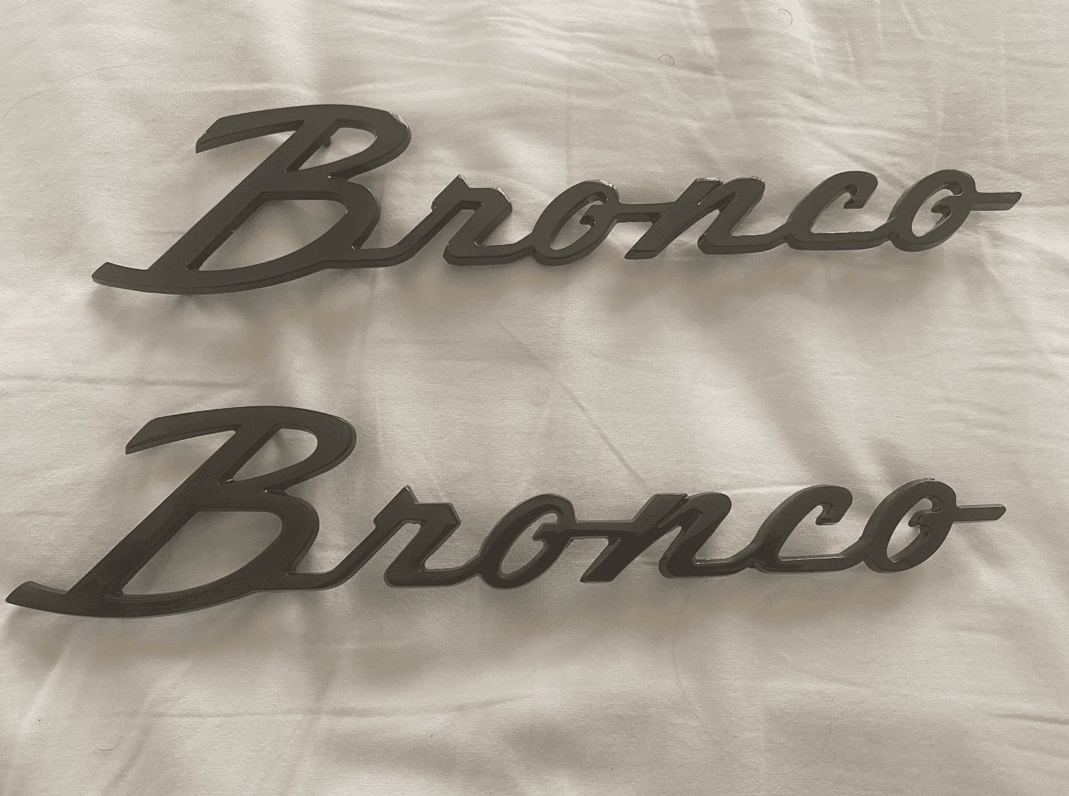 Ford Bronco Bronco script emblem installed Screen Shot 2022-01-13 at 1.44.10 PM