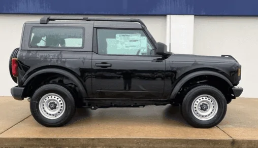 Ford Bronco 2 door base non-sasquatch pics 1642237907222