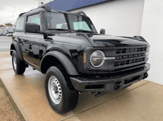Ford Bronco 2 door base non-sasquatch pics 1642237944957