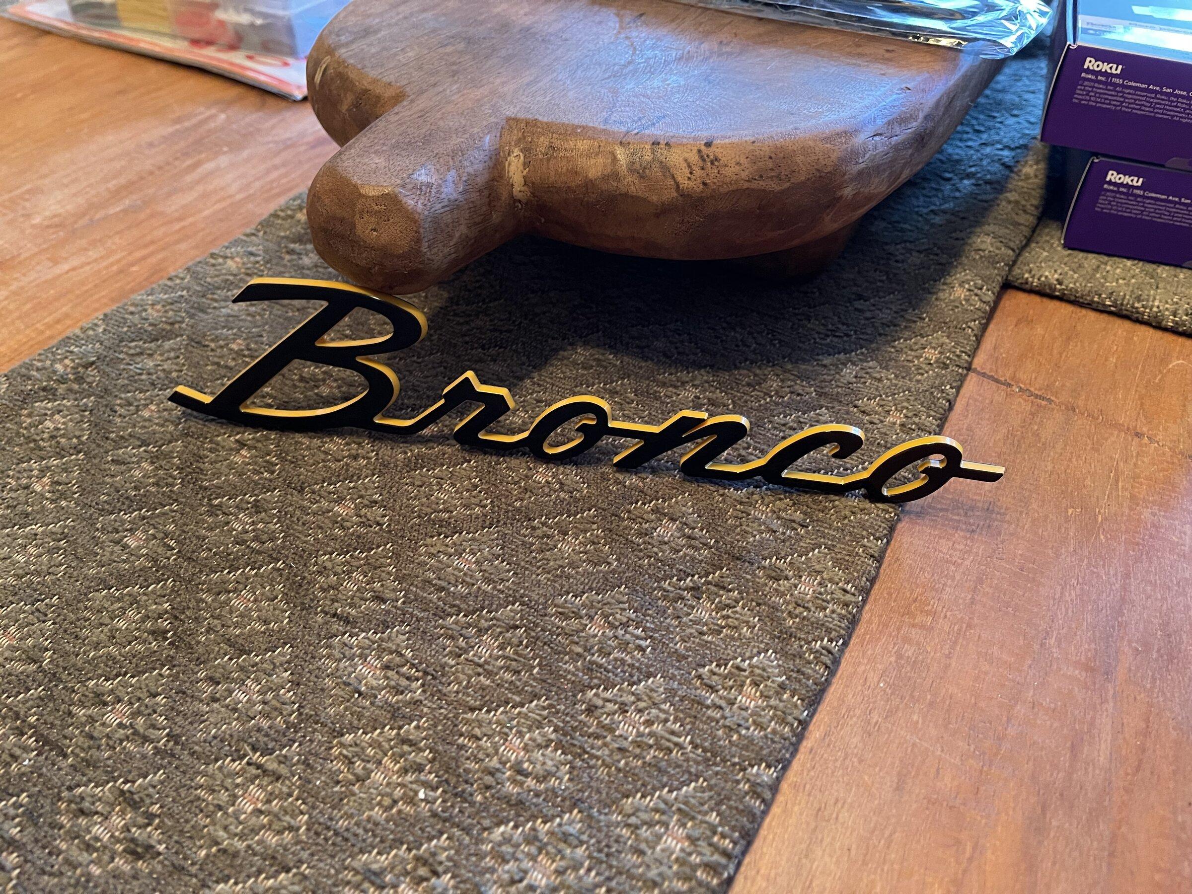 Ford Bronco FS: Bronco Script Fender Emblem IMG-2343