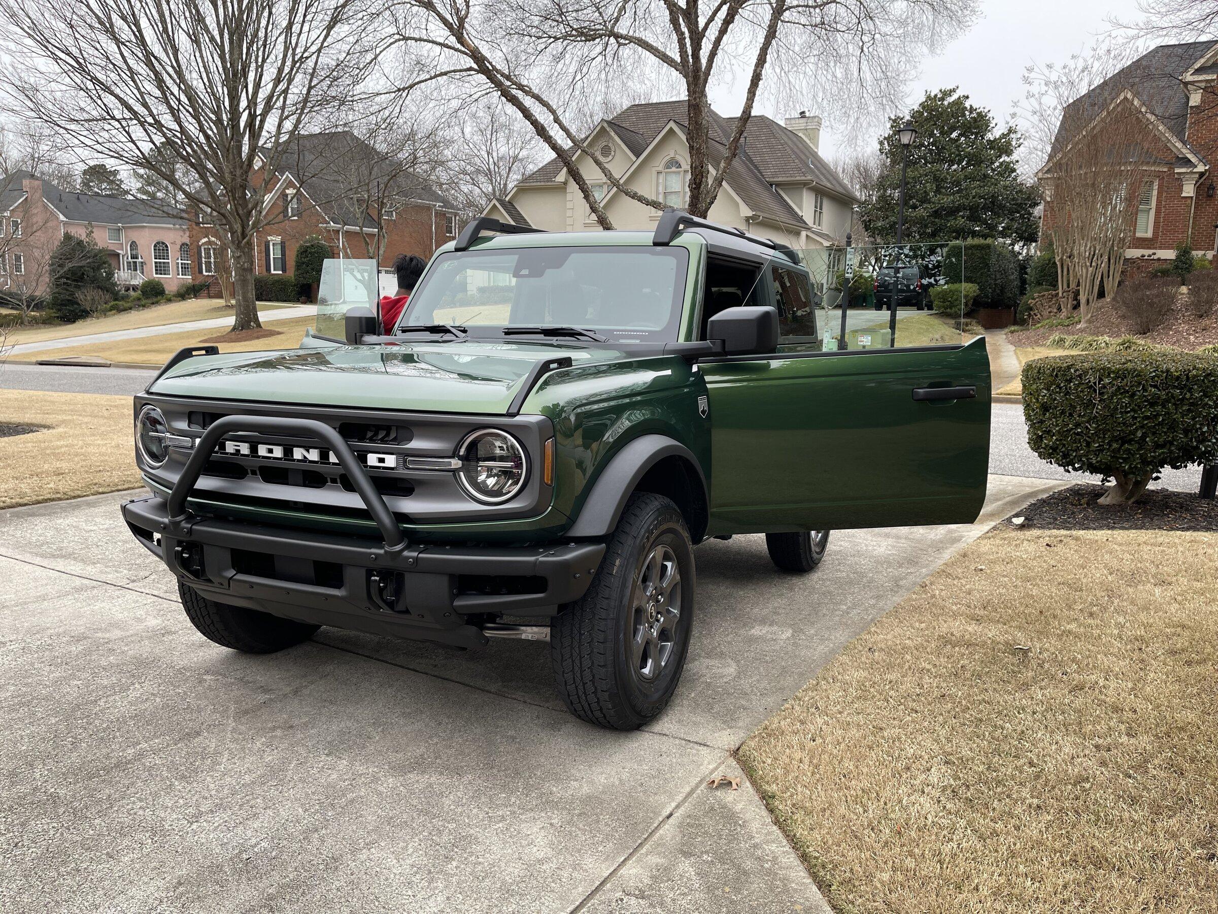Ford Bronco ERUPTION GREEN Bronco Club 7E09B745-8B42-461B-9C6A-785D43F978AF