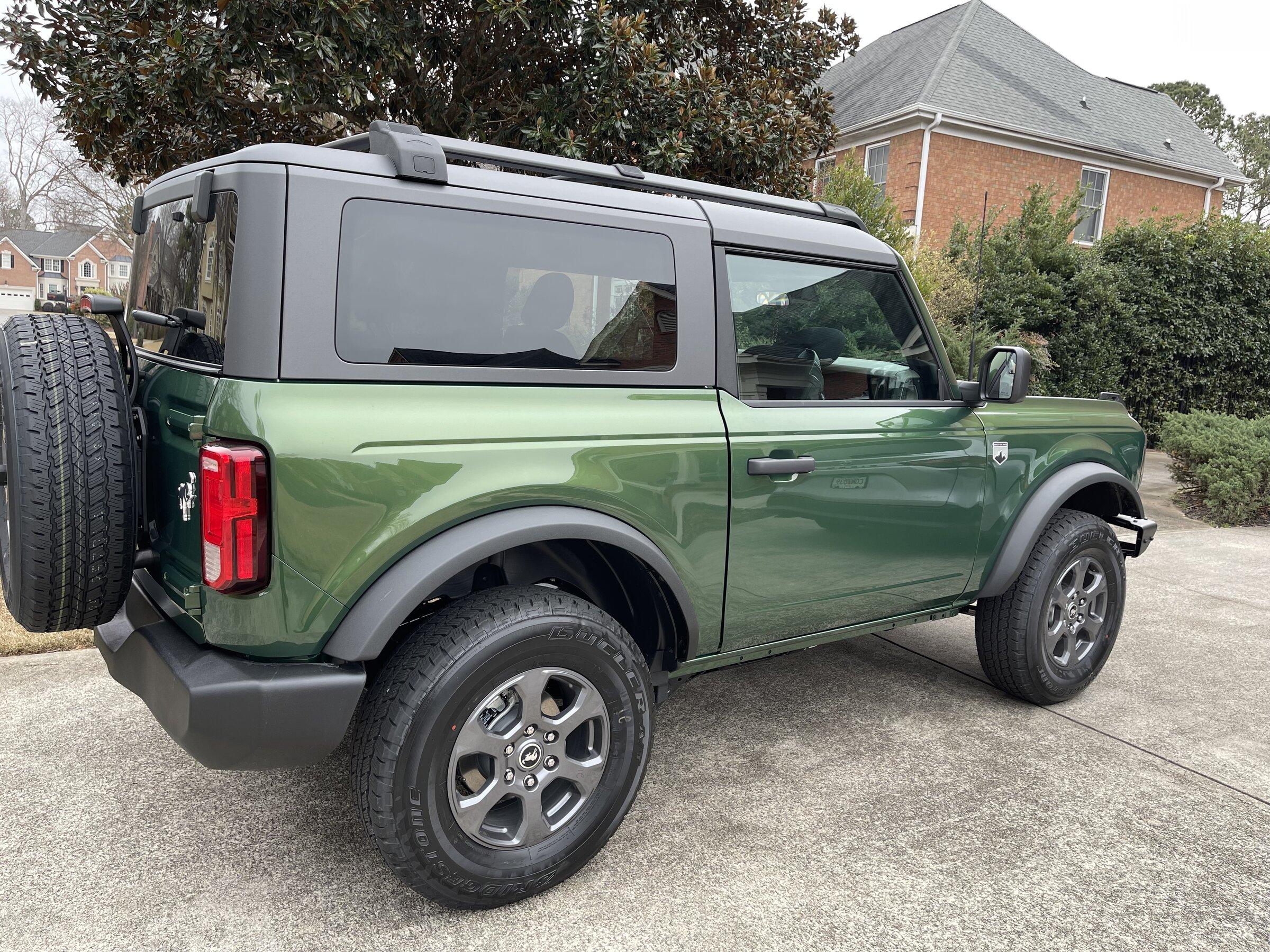 Ford Bronco ERUPTION GREEN Bronco Club 5BF3854D-0AB0-4857-9724-E2F898D860A2