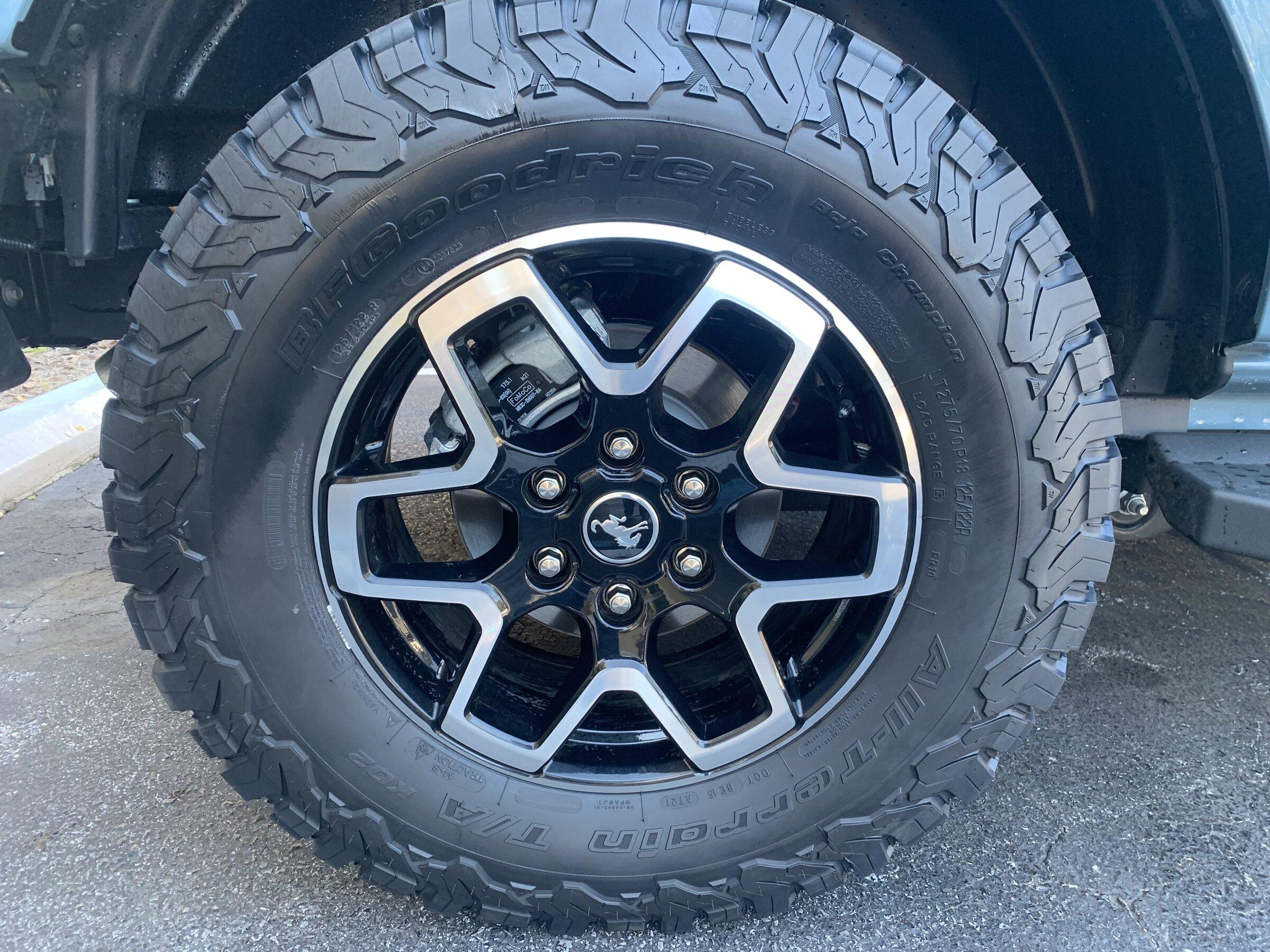 Ford Bronco Show us your installed wheel / tire upgrades here! (Pics) IMG_1019