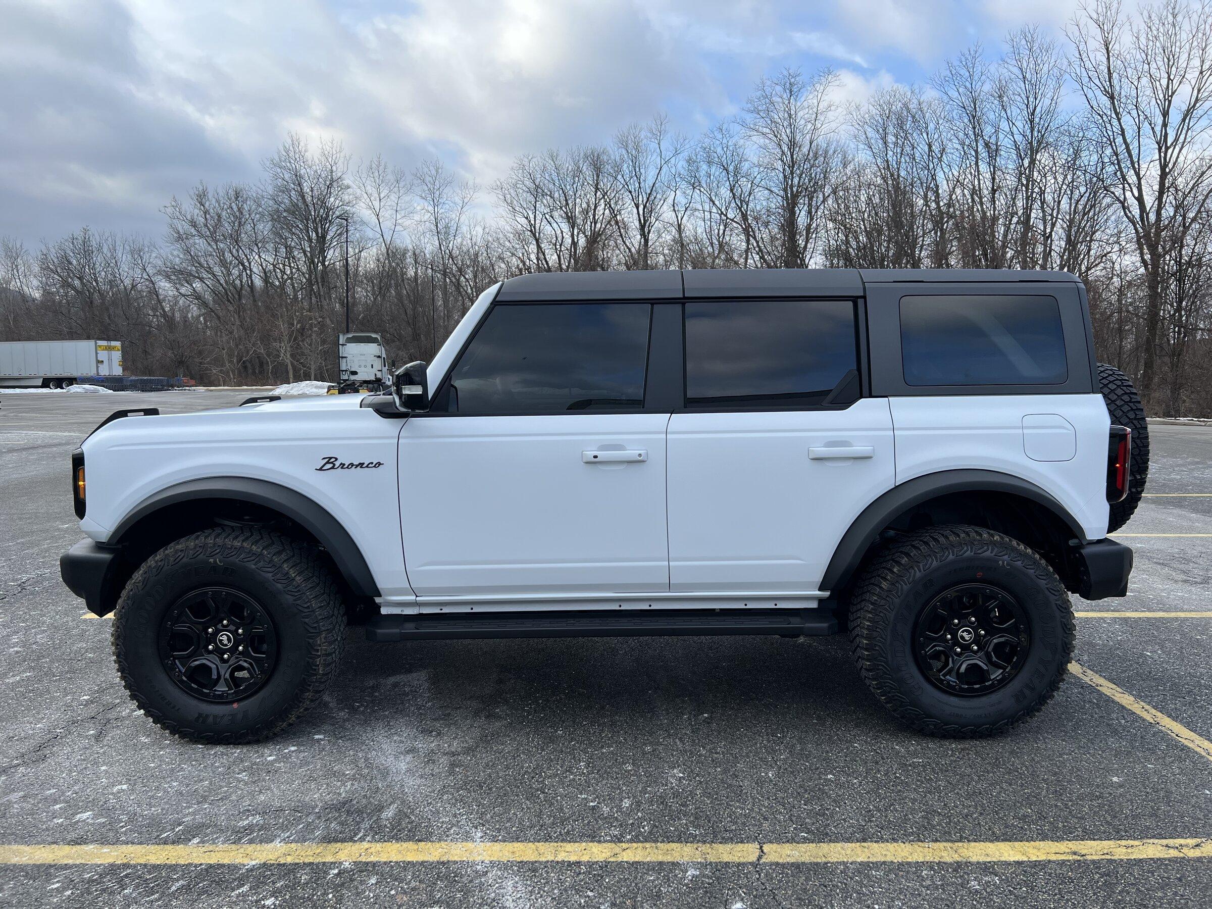Ford Bronco Oxford White Wildtrak with Stealth PPF Wrap + Ceramic Coat 8C99424F-23B5-48D8-BCBD-6AD2A321018A