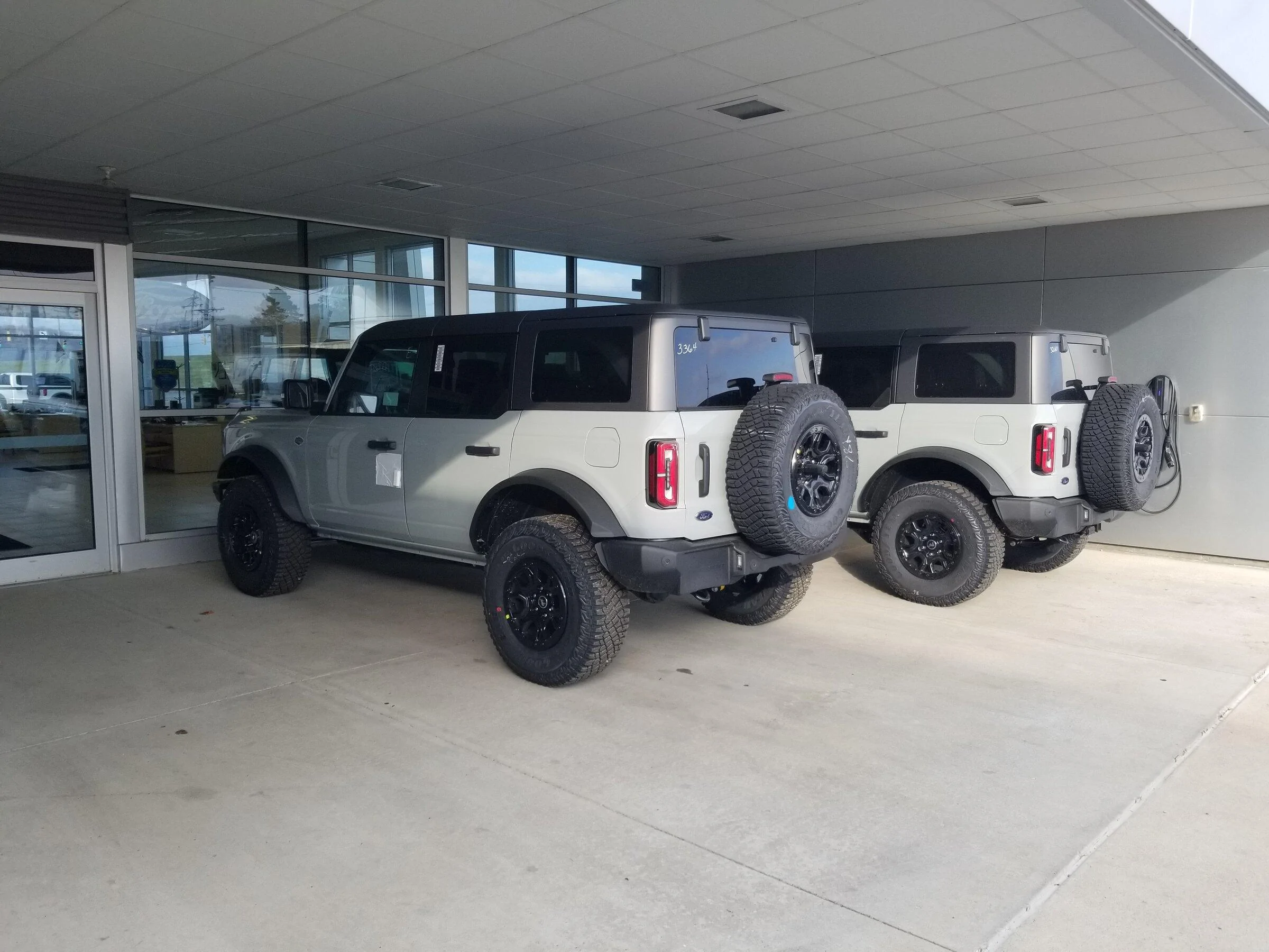 Ford Bronco 🛠 1/3/22 Build Week Group 20220115_152002