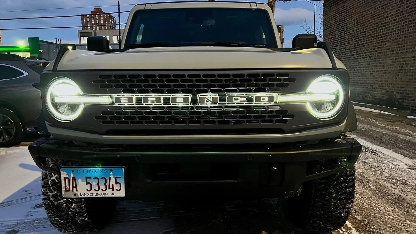 Ford Bronco CACTUS GRAY Bronco Club 577E8778-0E27-4FB8-8B8E-98A47148DDC1