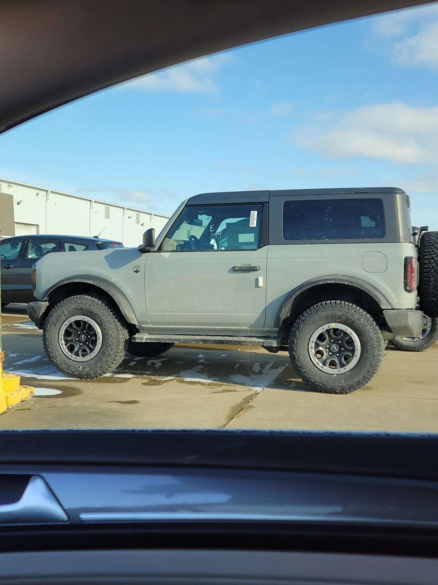 Ford Bronco 🛠 1/3/22 Build Week Group 95671597-6B35-428F-B54C-3292F52C0204