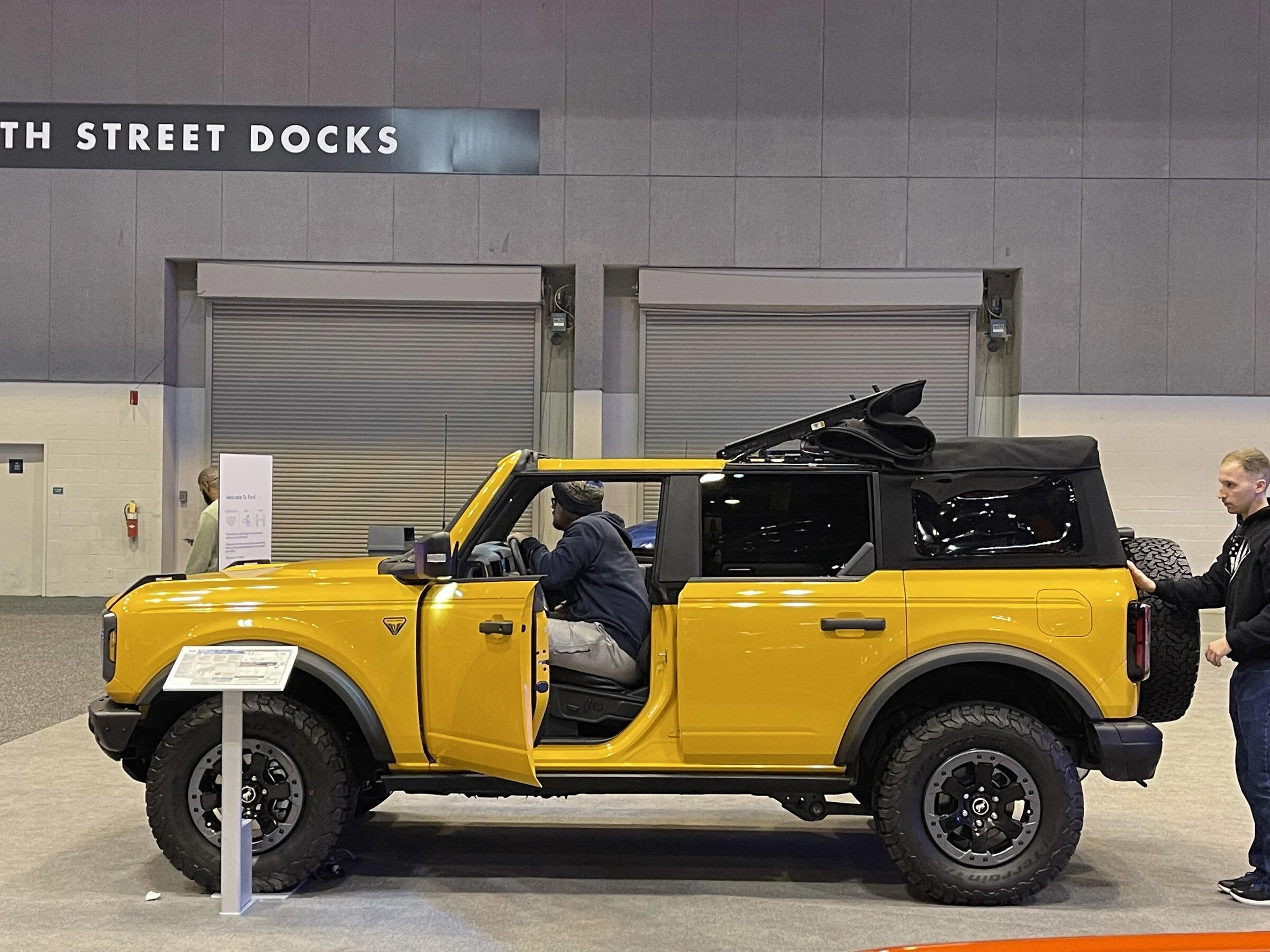 Ford Bronco STL Auto Show B5FD5A77-9AF8-4428-A3BA-C8CA28A76DBF