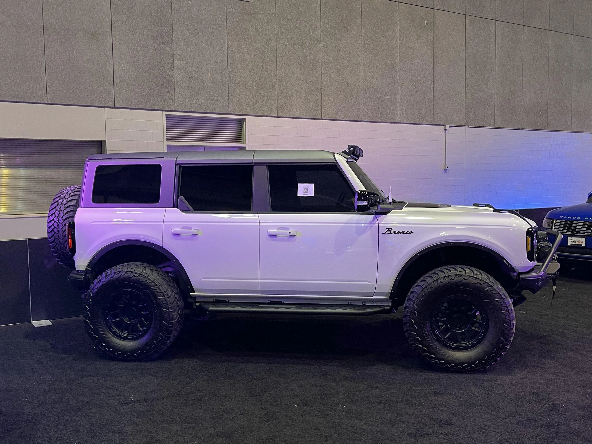 Ford Bronco STL Auto Show D30B8FF3-EBF8-4FFF-9061-F5145BC851EA