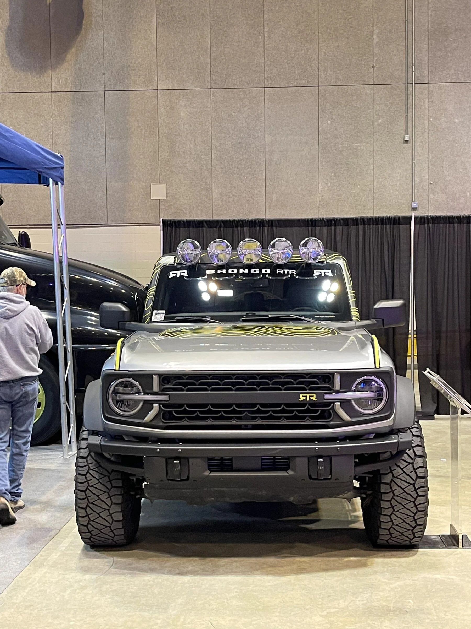 Ford Bronco STL Auto Show C3E71996-B42D-4E35-A7E2-4F0960D47DBA