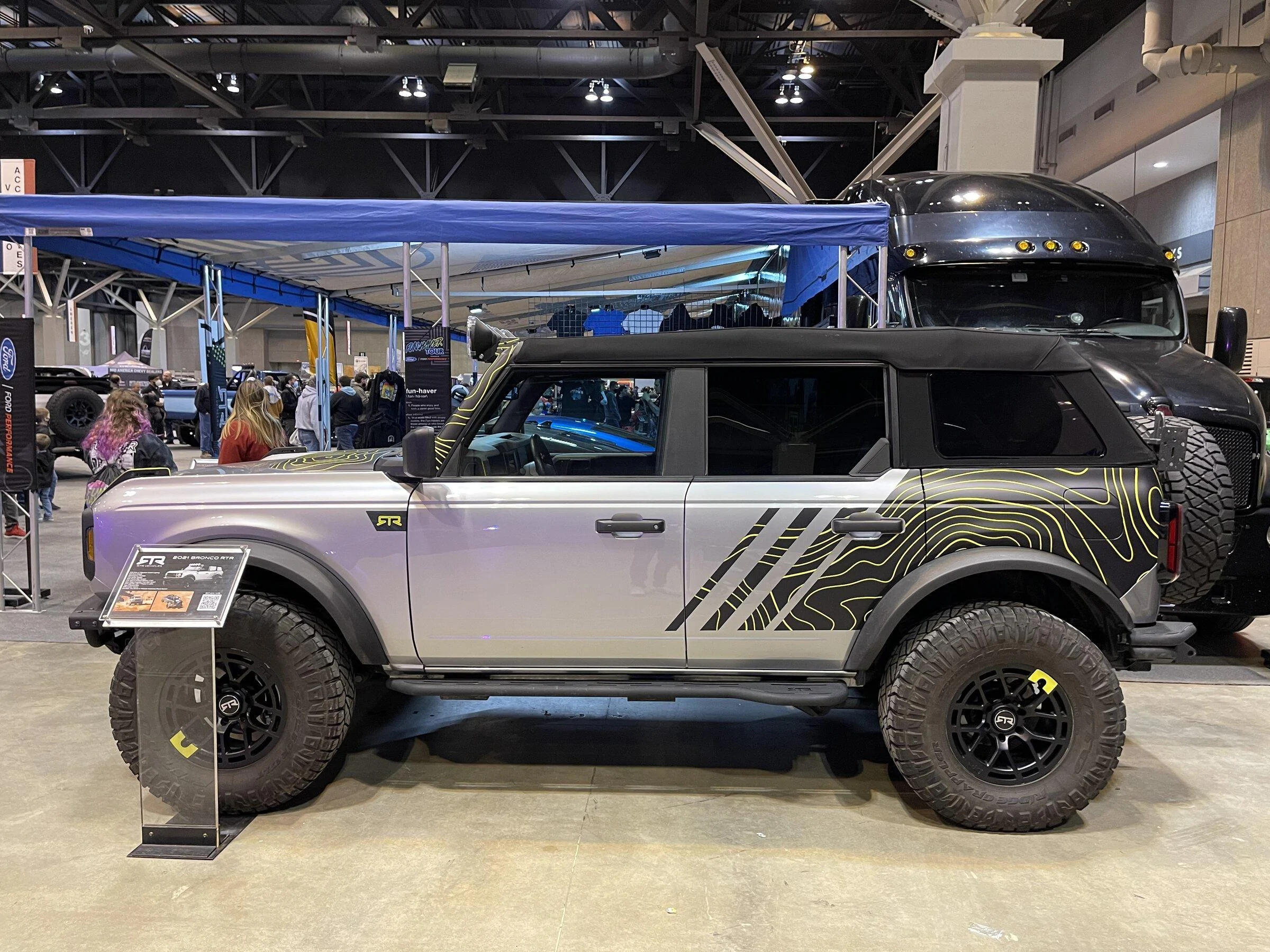 Ford Bronco STL Auto Show 7F8D1E13-0417-4AF2-898E-71D901648980