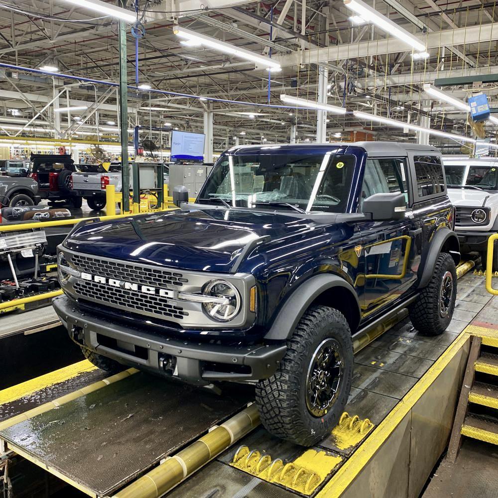 Ford Bronco My Parking Space C6311AF5-806C-4FFC-98CB-C60DD8E3BEC4
