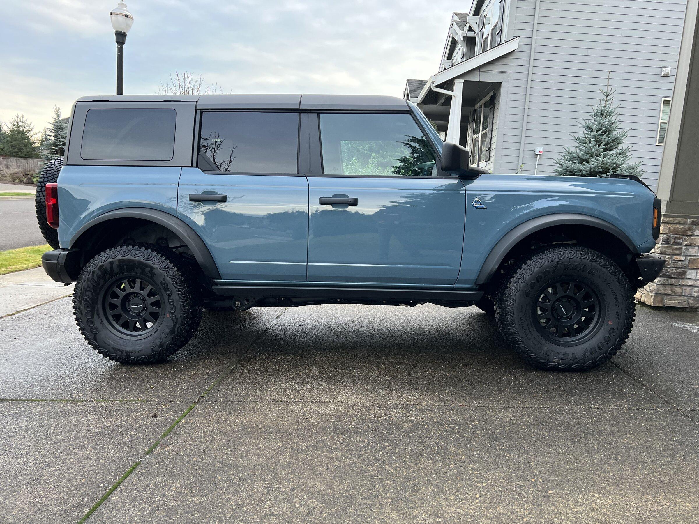 Ford Bronco Show us your installed wheel / tire upgrades here! (Pics) IMG_3500