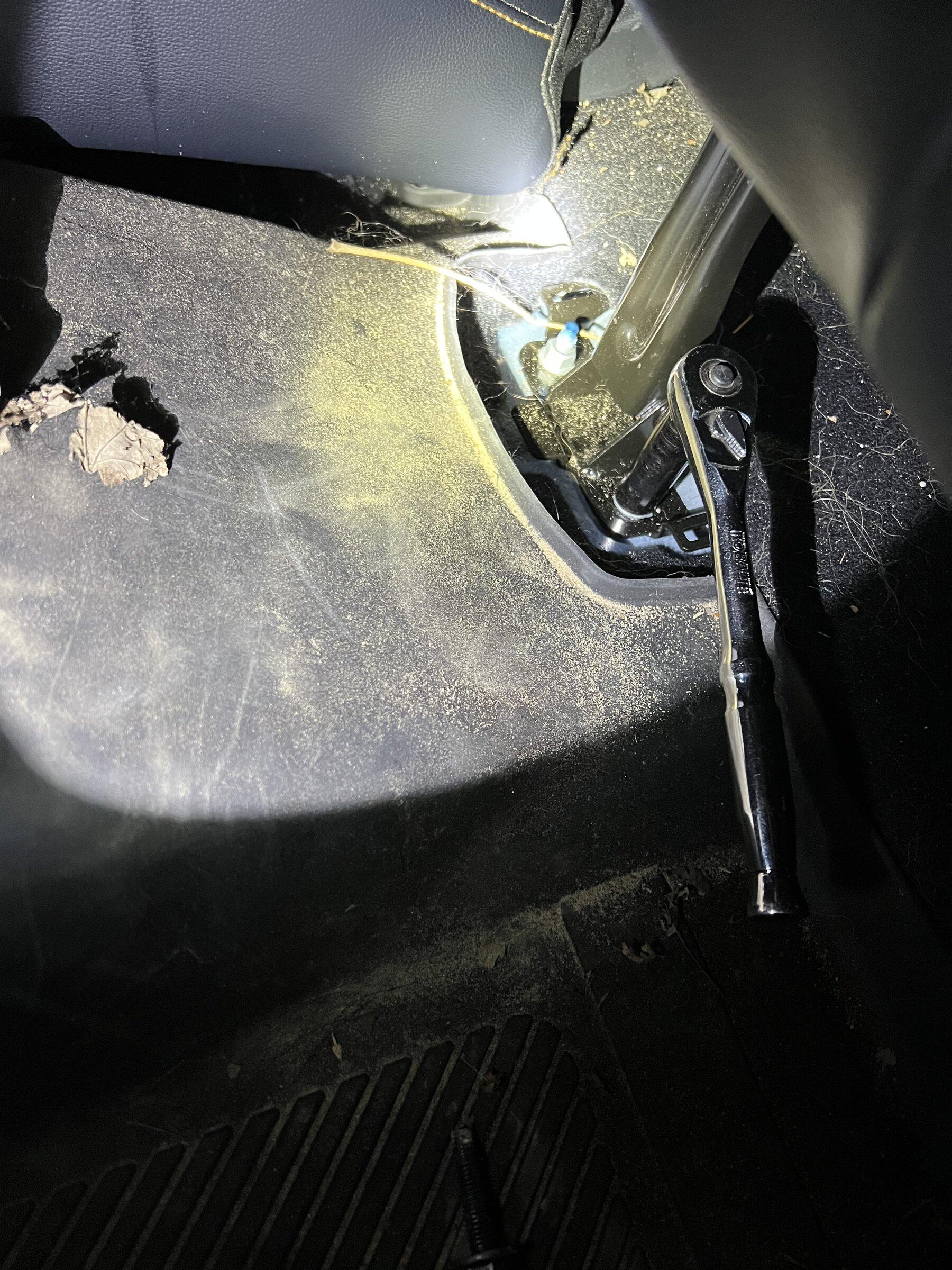 Ford Bronco Removed back seat on 4-dr IMG-0485