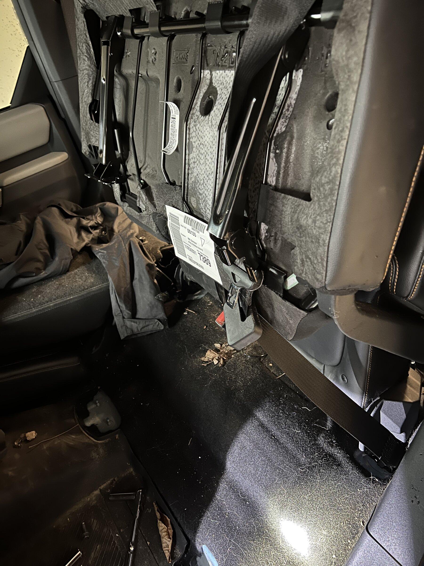 Ford Bronco Removed back seat on 4-dr IMG-0486