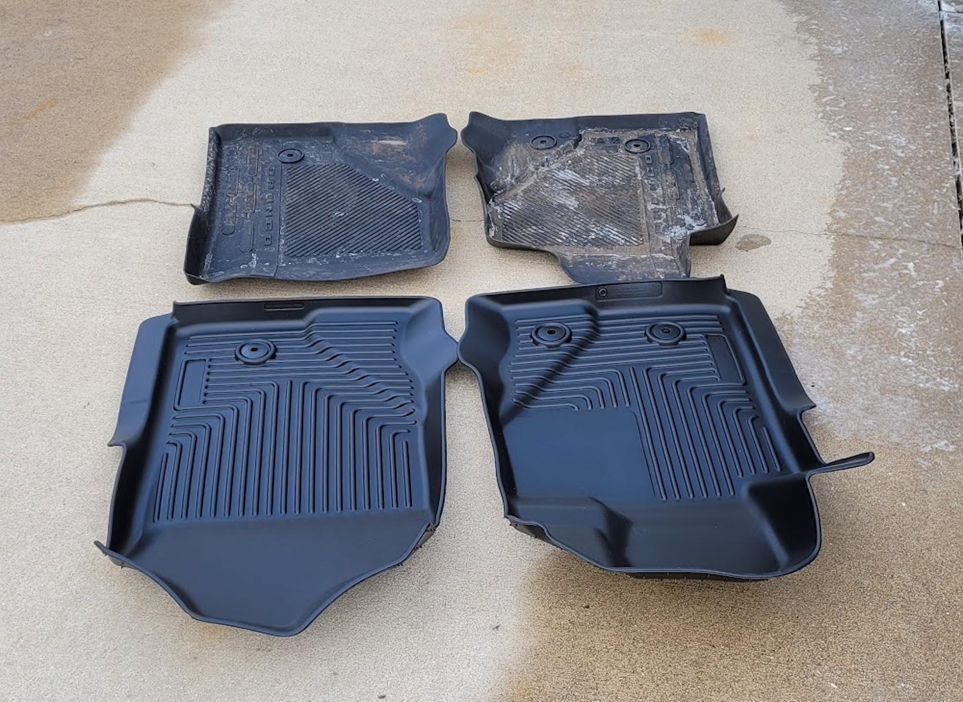 Ford Bronco Husky Floor Liners Mats vs Ford Factory Floor Liners - pics & review 20220116_153437